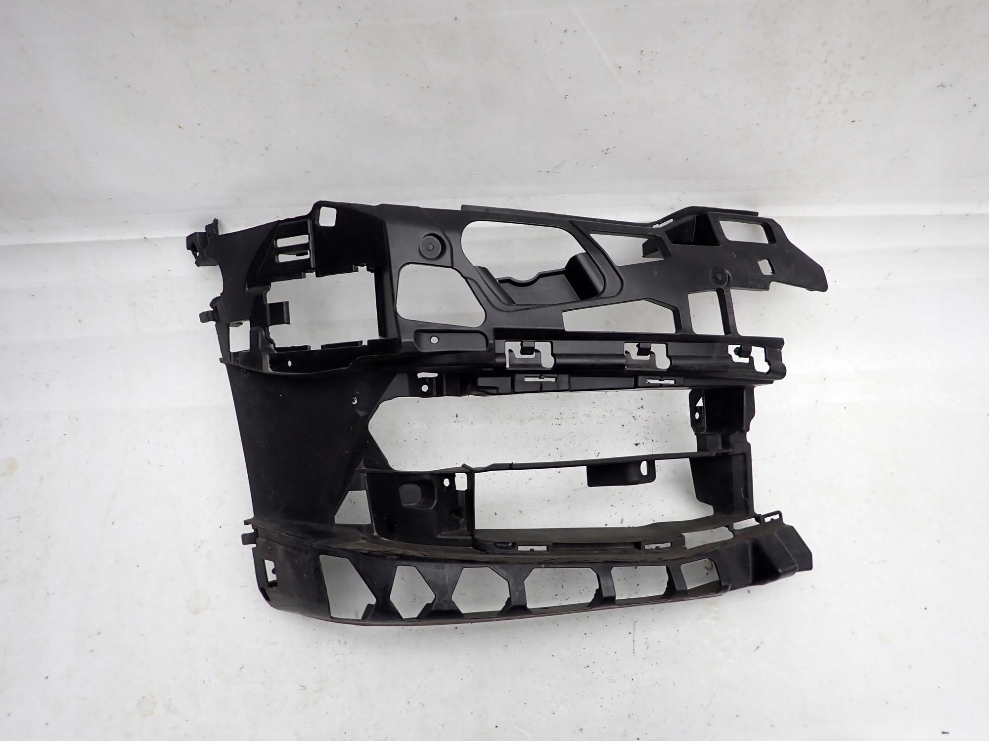 BMW 5 G30 G31 17-20 holder support right front front