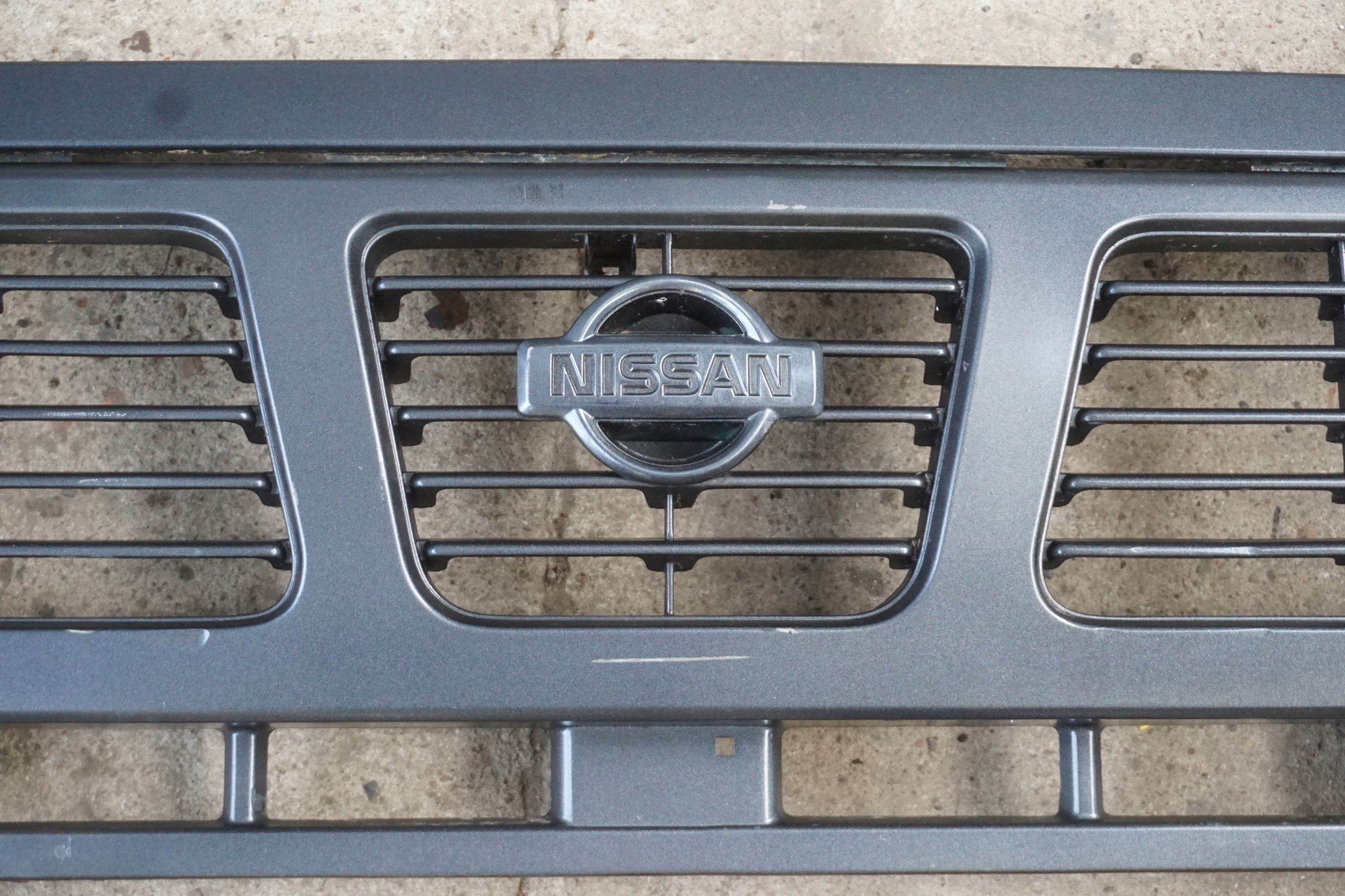Nissan Patrol Y60 Kühlergrill FRONTGRILL Kühlergitter - Thumbnail 9