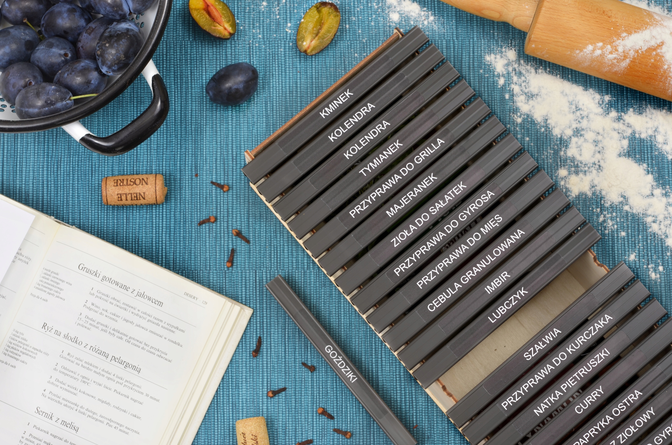 Organizer ADOBO- Przyprawnik + Gratis 104 naklejki Kolor odcienie brązu i beżu