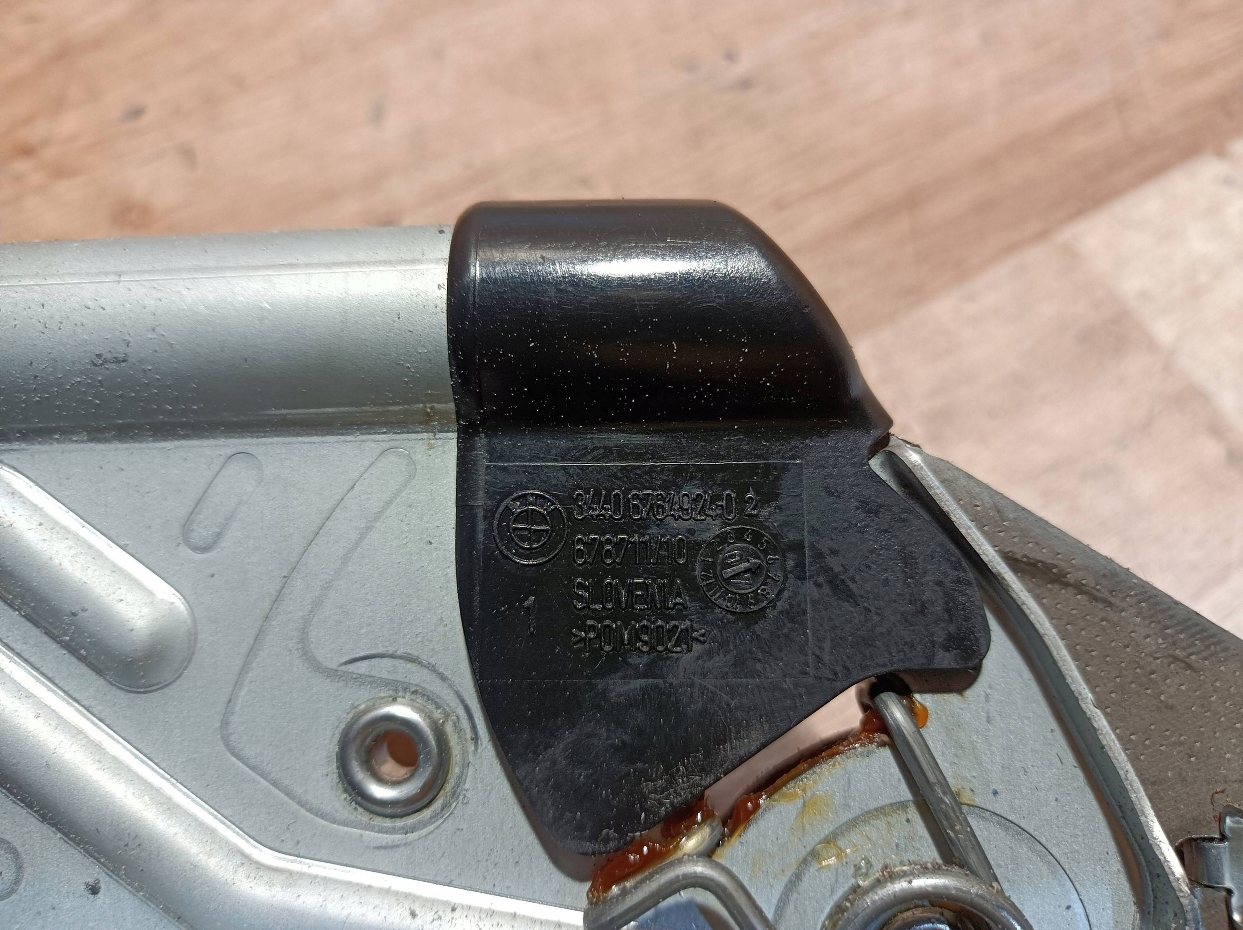 páčka elektrická brzda BMW E81 E87 E90 E91 6764924