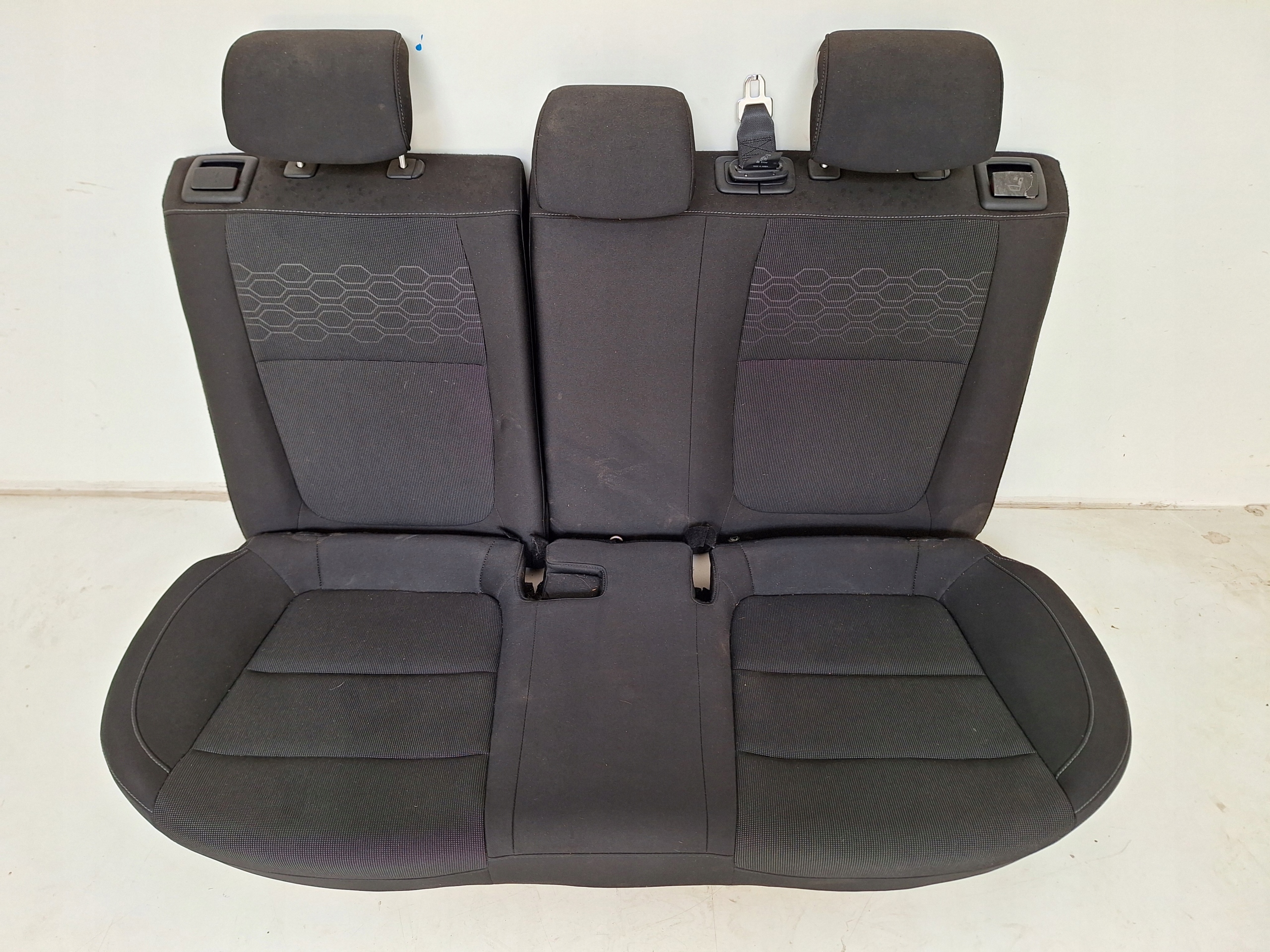 диван задняя kia RIO IV 17- oe