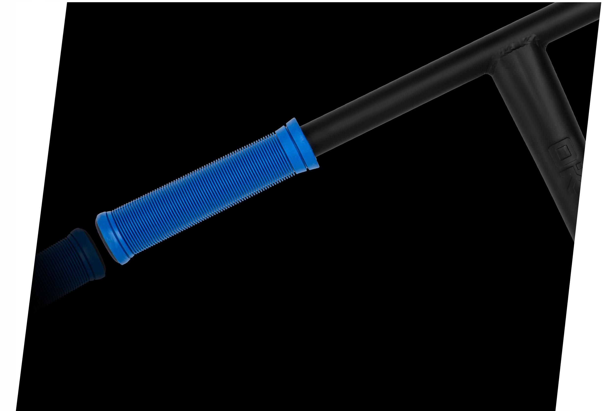 GRIPY UCHWYTY RĄCZKI DO HULAJNOGI WYCZYNOWEJ 142mm Kod producenta 806100