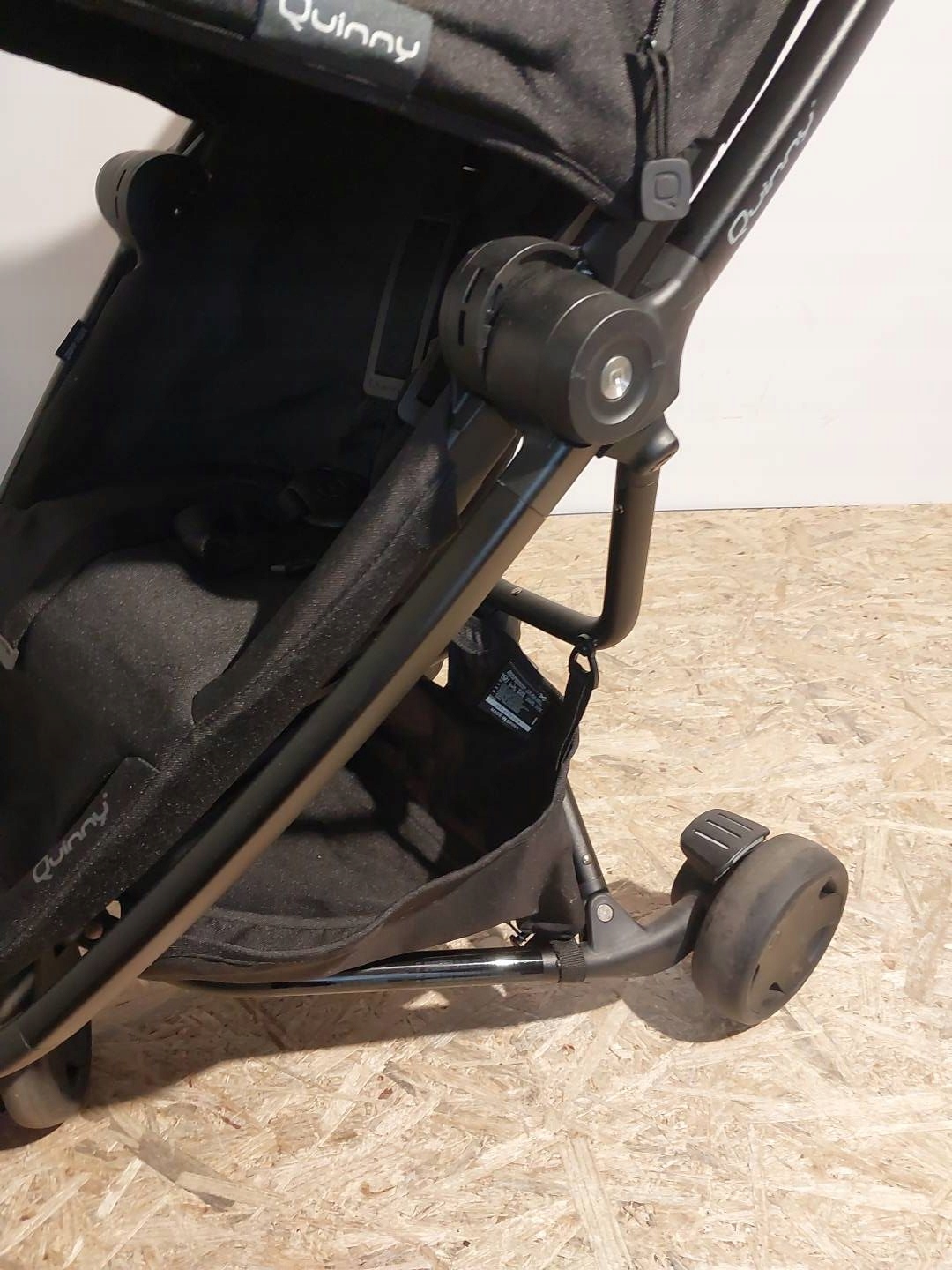 WÓZEK SPACEROWY QUINNY ZAPP FLEX CZARNY SPACERÓWKA Liczba kół 3