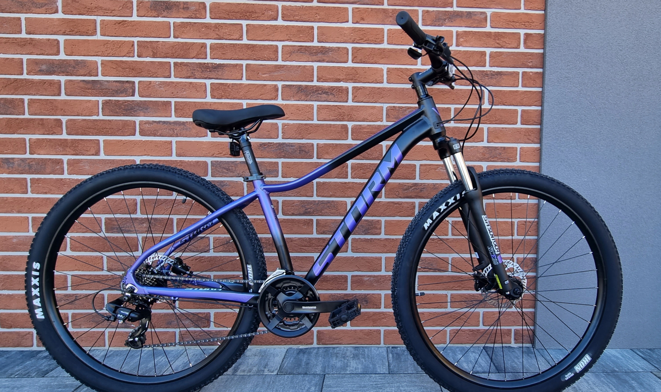 Rower Mtb Storm Shark 2.0 Lady, rama 16'', koło 29'', czarny/ fiolet