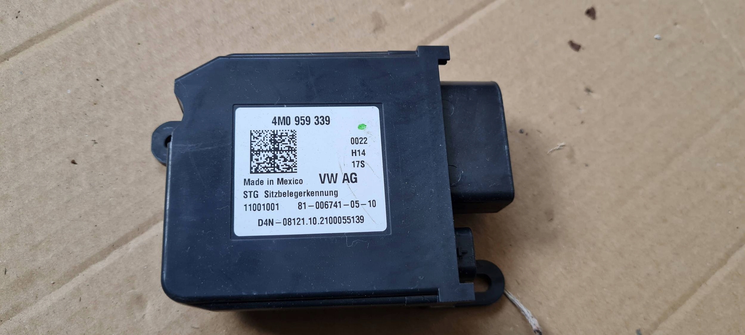 Q3 83A module control unit seat 4M0959339 VW AUDI