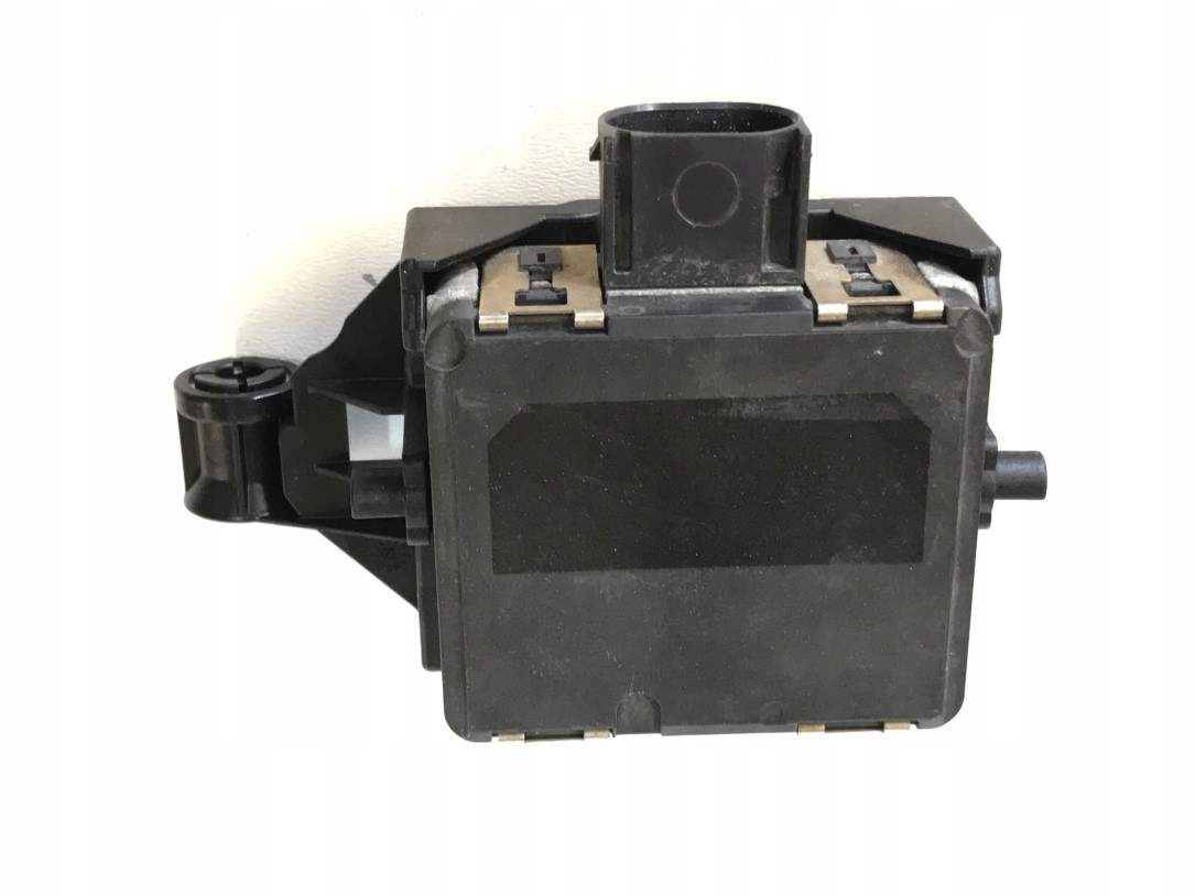 28438-4JC2B - NISSAN NAVARA D23 радар-датчик 284384JC2B