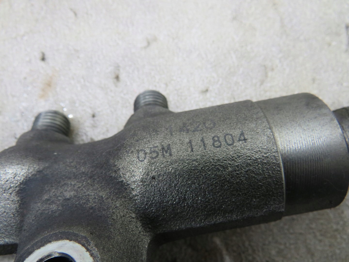 LISTWA WTRYSKOWA CZUJNIK ASX 1.8 DID Typ silnika Diesel