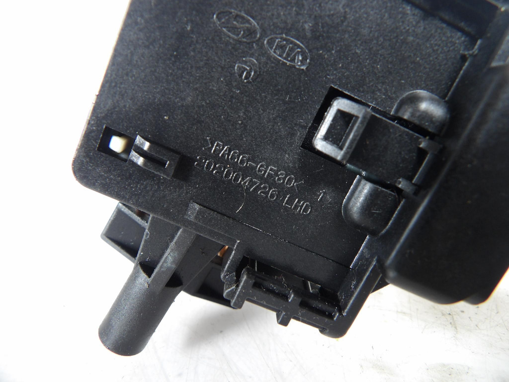 HYUNDAI SANTA FE switch WYCEIRACZEK 202004726