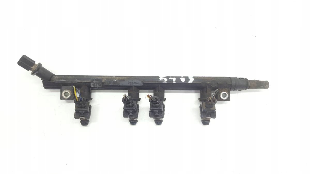 LISTWA WTRYSKOWA FIAT LINEA 1.4 8V BENZYNA WTRYSK