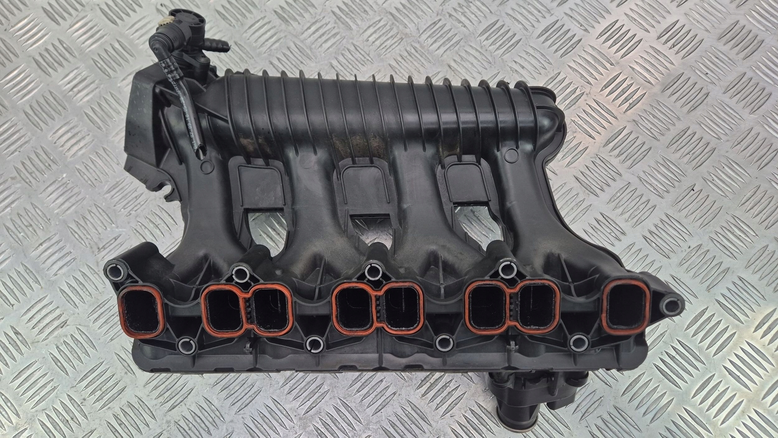 Mercedes E200 CGI W212 intake manifold A2710903037 M271.860