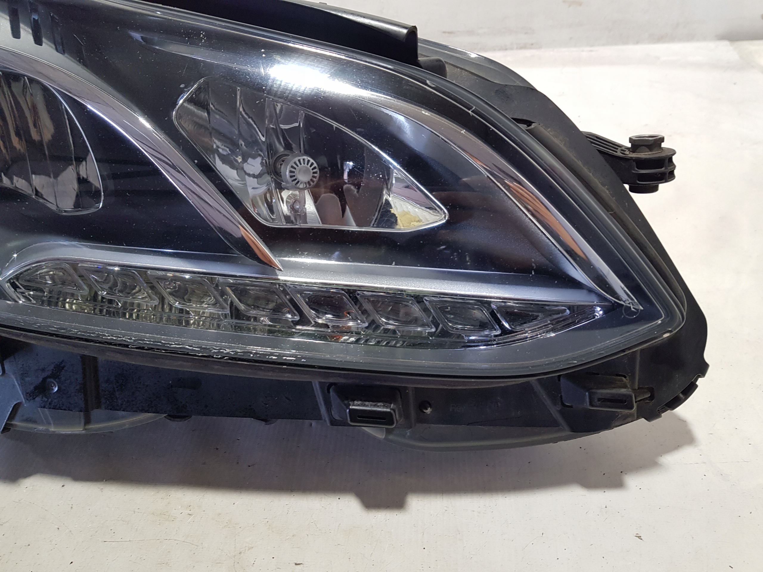 light LED right front MERCEDES W212 LIFT complete