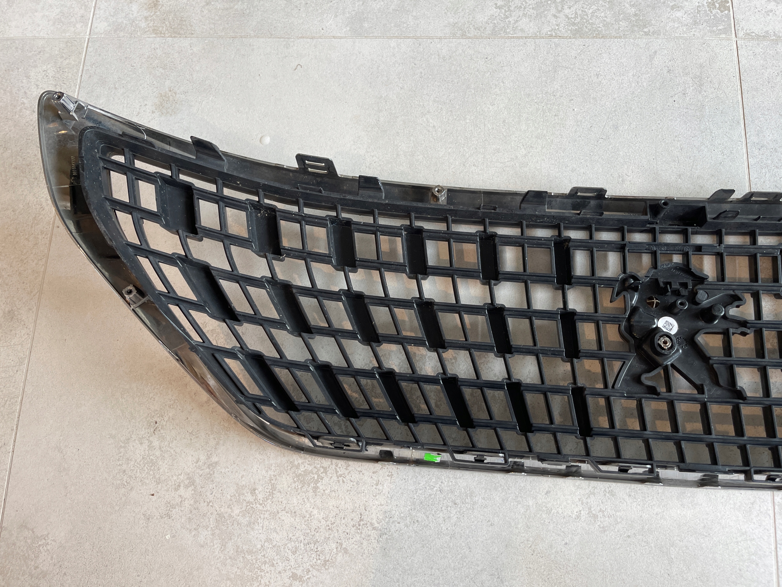 PEUGEOT 3008 II 2 KARTKA GRILL ATRAPA CHŁODNICY CHROM AA37794254 Numer katalogowy oryginału AA37794254