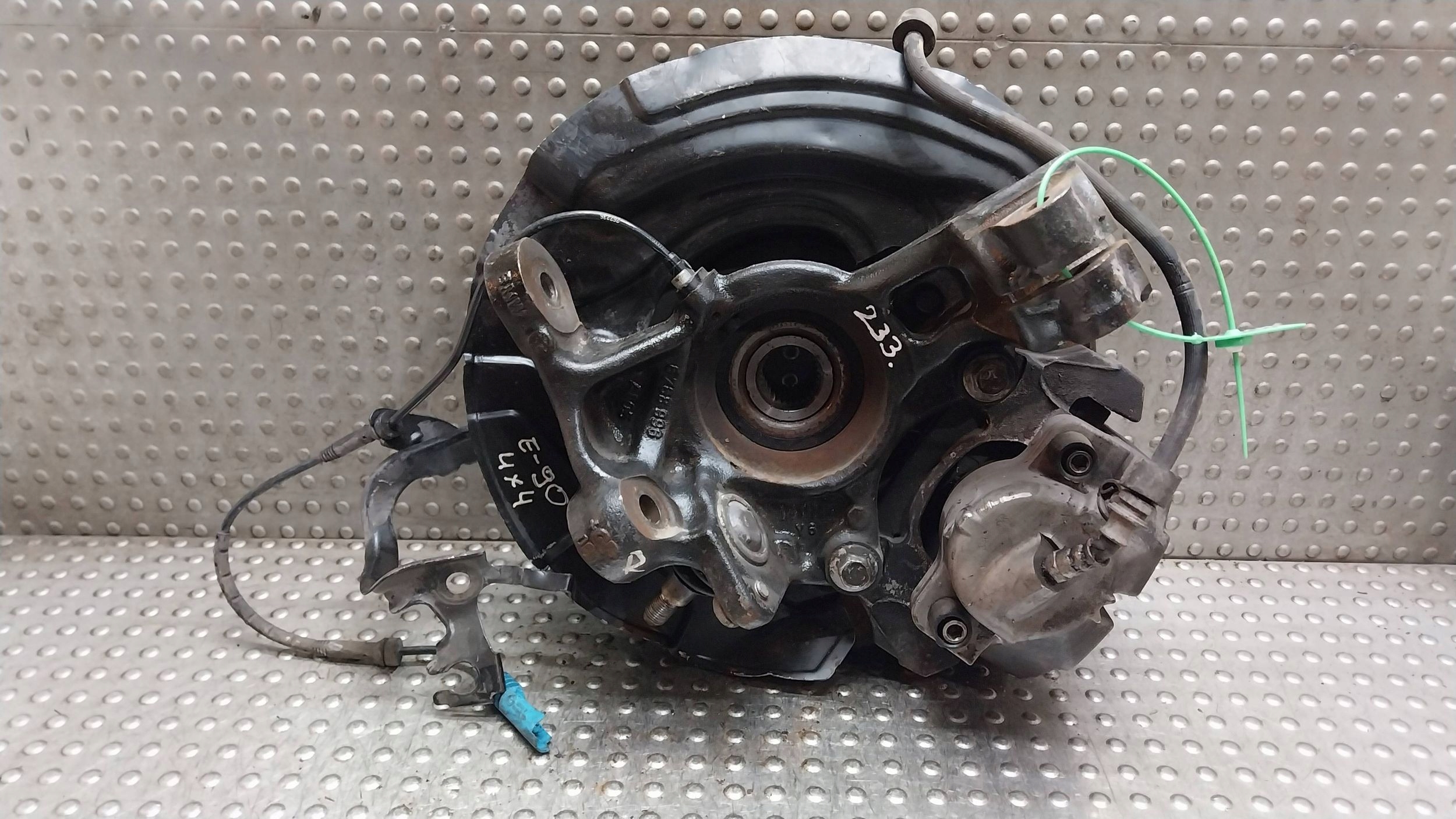 otoč čapu strmeň pravý predok KPL 6768996 BMW E90 E91 E92 XDRIVE