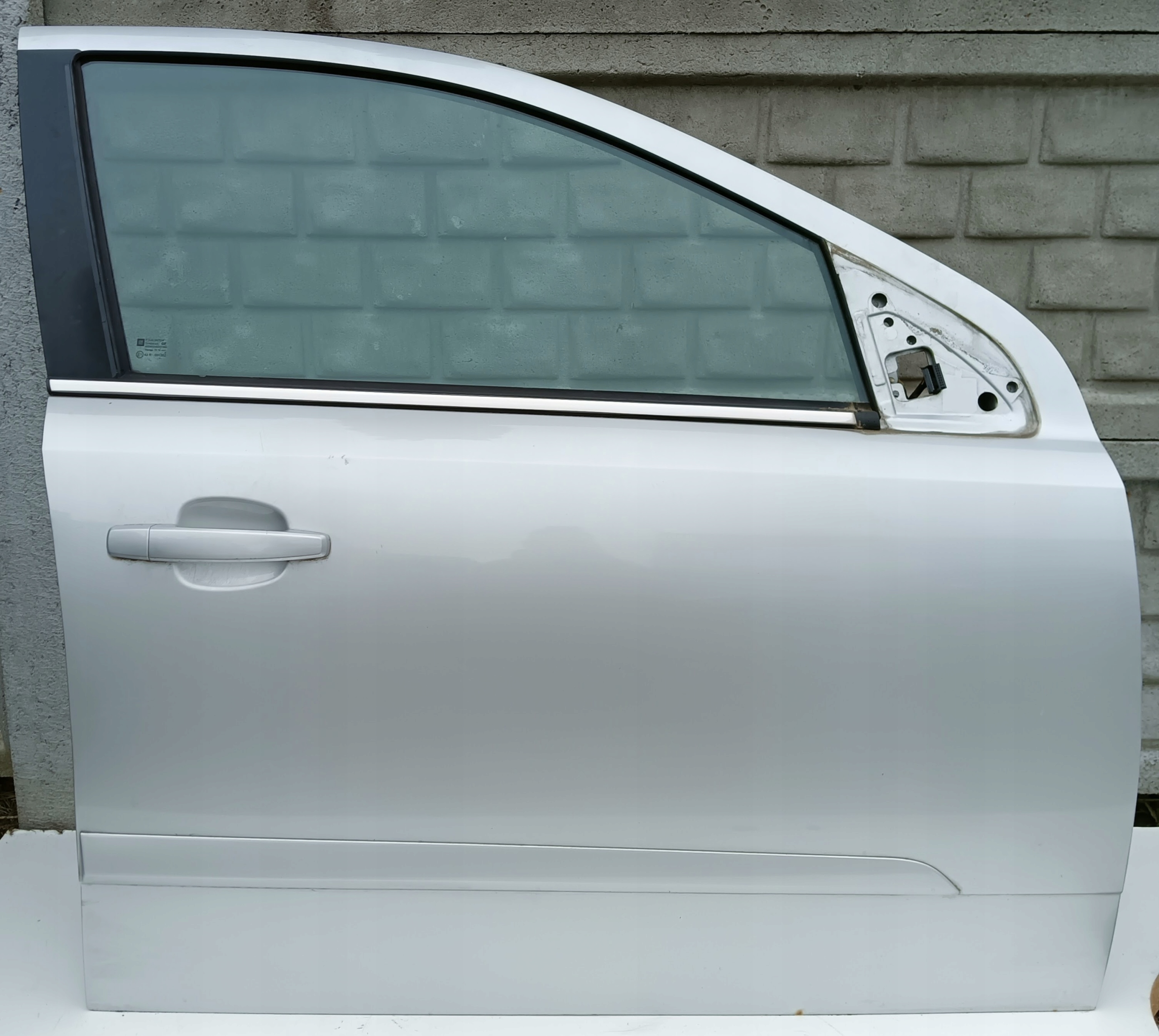 DRZWI PRAWE PRZEDNIE OPEL ASTRA H Z157 Strona zabudowy przód - prawa