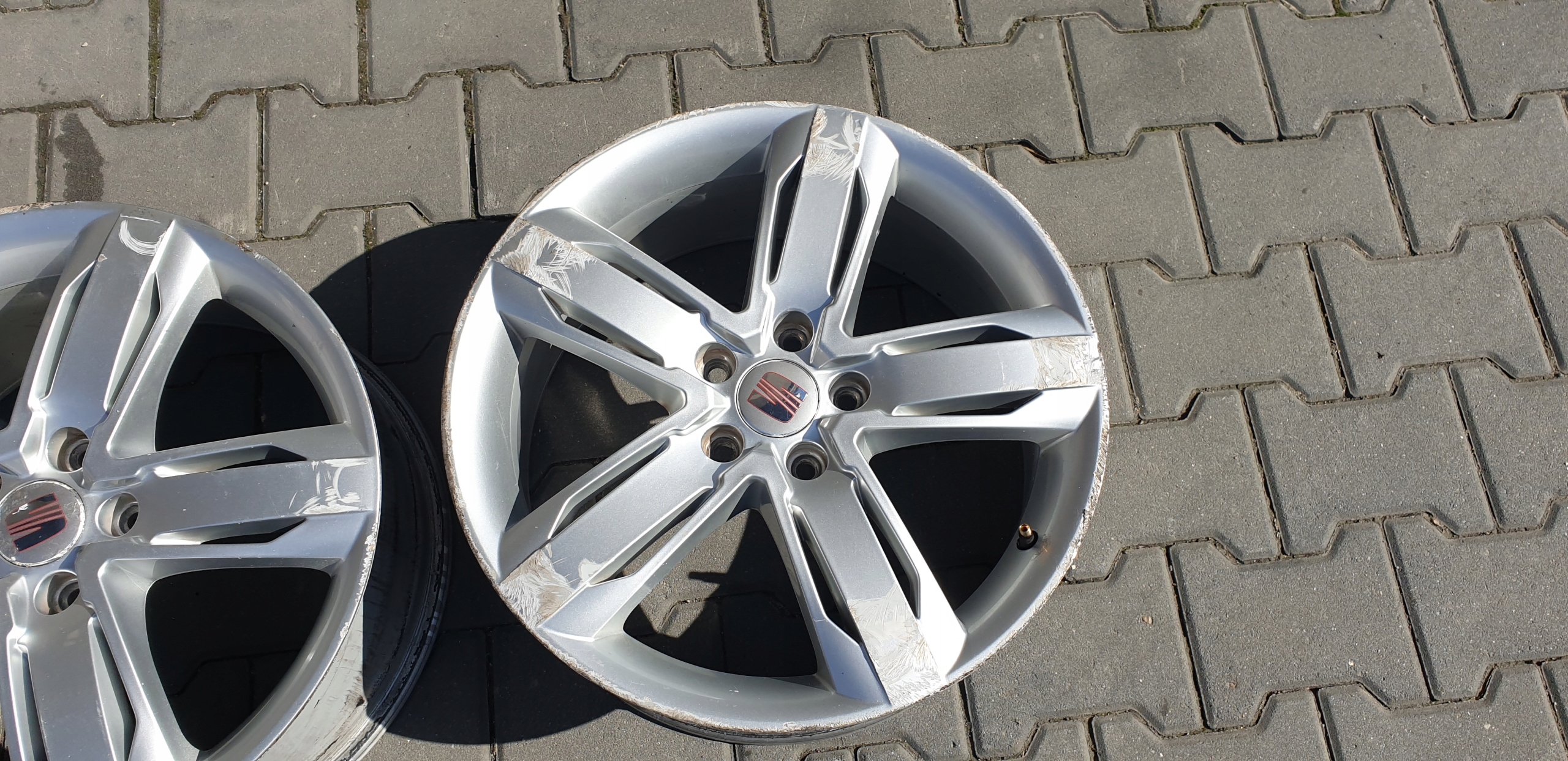 disk 18 CALI ET 51 SEAT LEON II FR 1P0601025N
