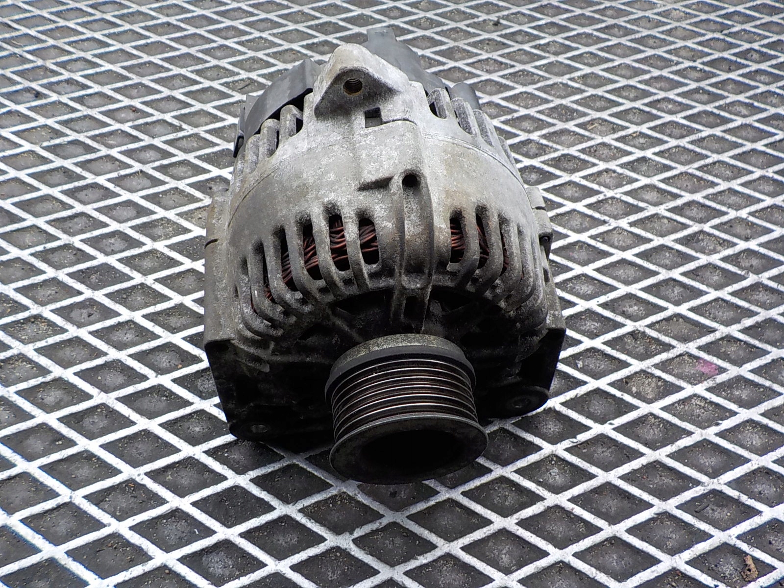 RENAULT MEGANE II ALTERNATOR 8200667619 B