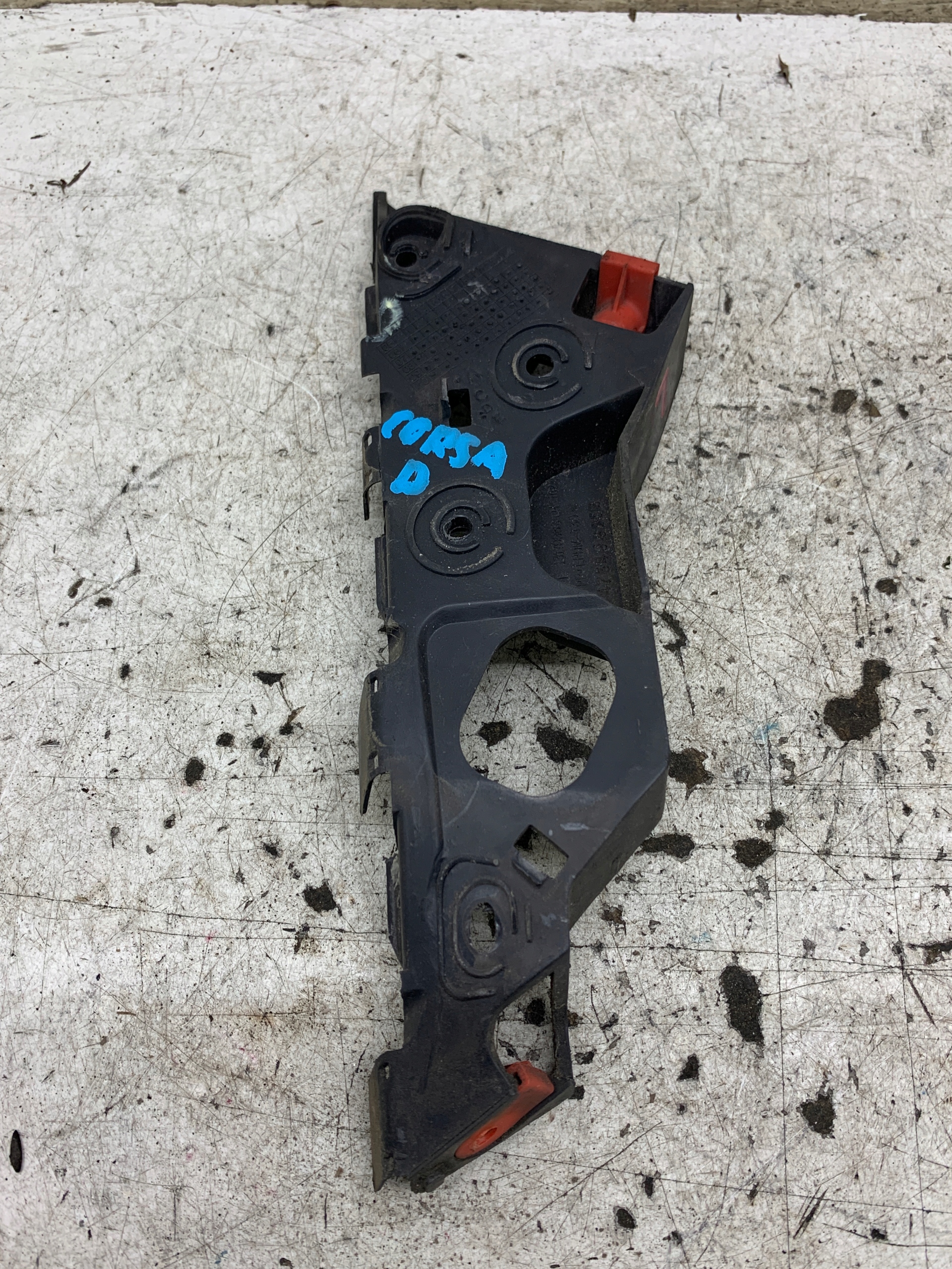 support holder of a bumper left front 13179963 OPEL CORSA D LIFT (2011-2014)