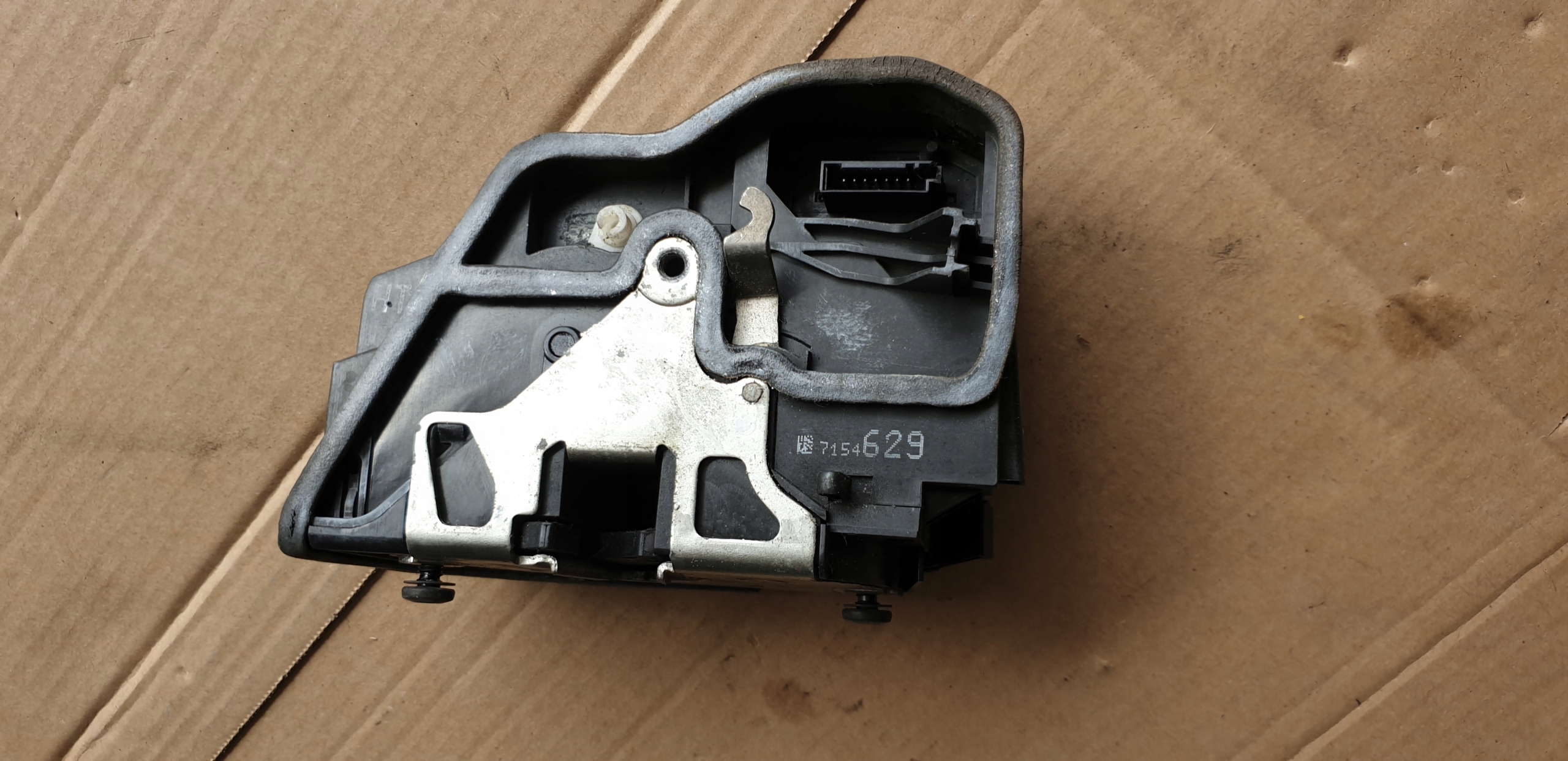 lock door left rear part rear BMW 5 E60 E61 7PIN EUROPA OE