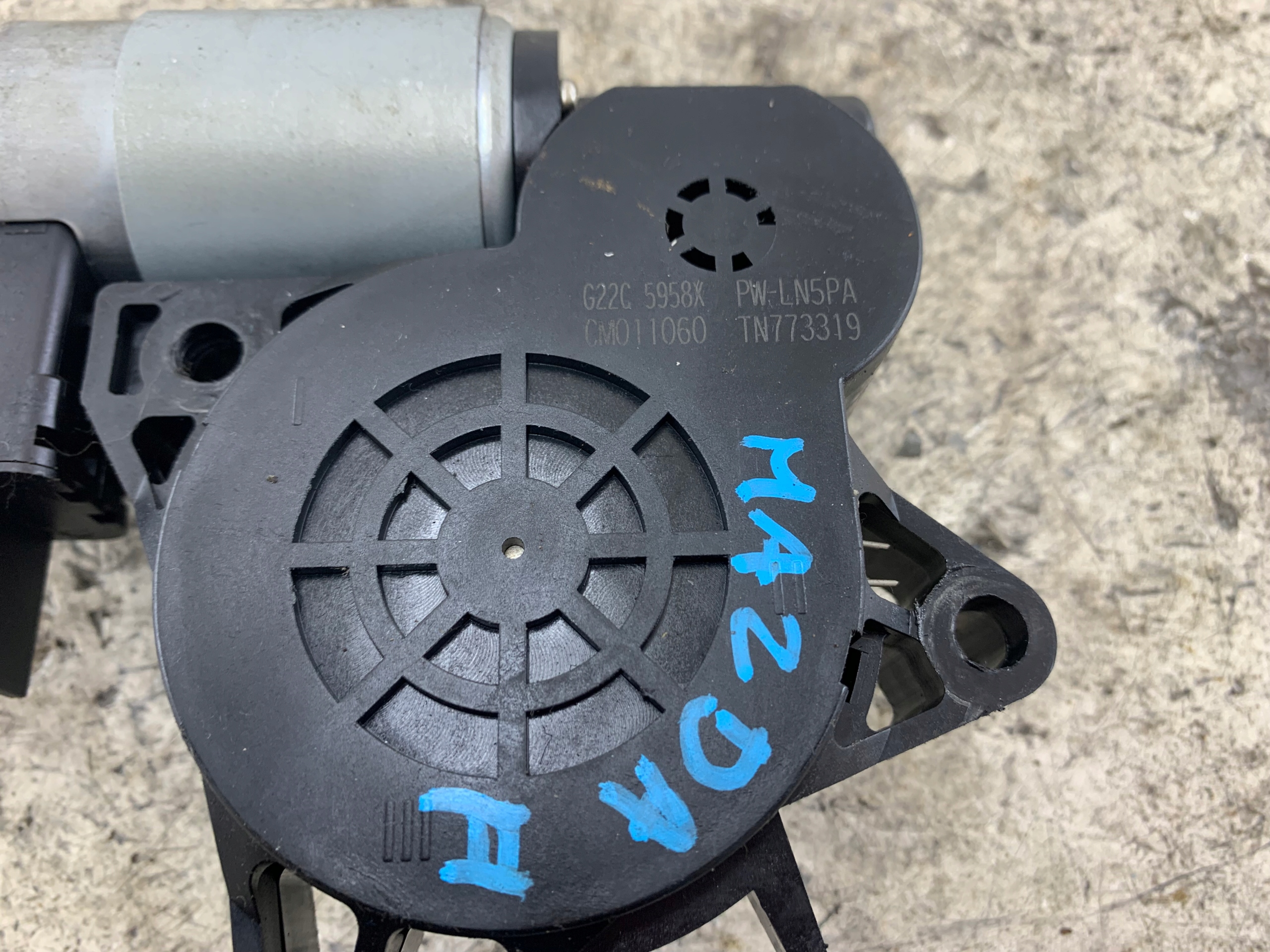 MAZDA 2 mini motor windows right rear part G22C5958X