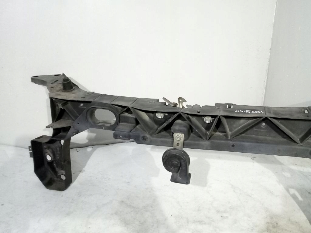 Renault Clio III support panel for radiators pillar