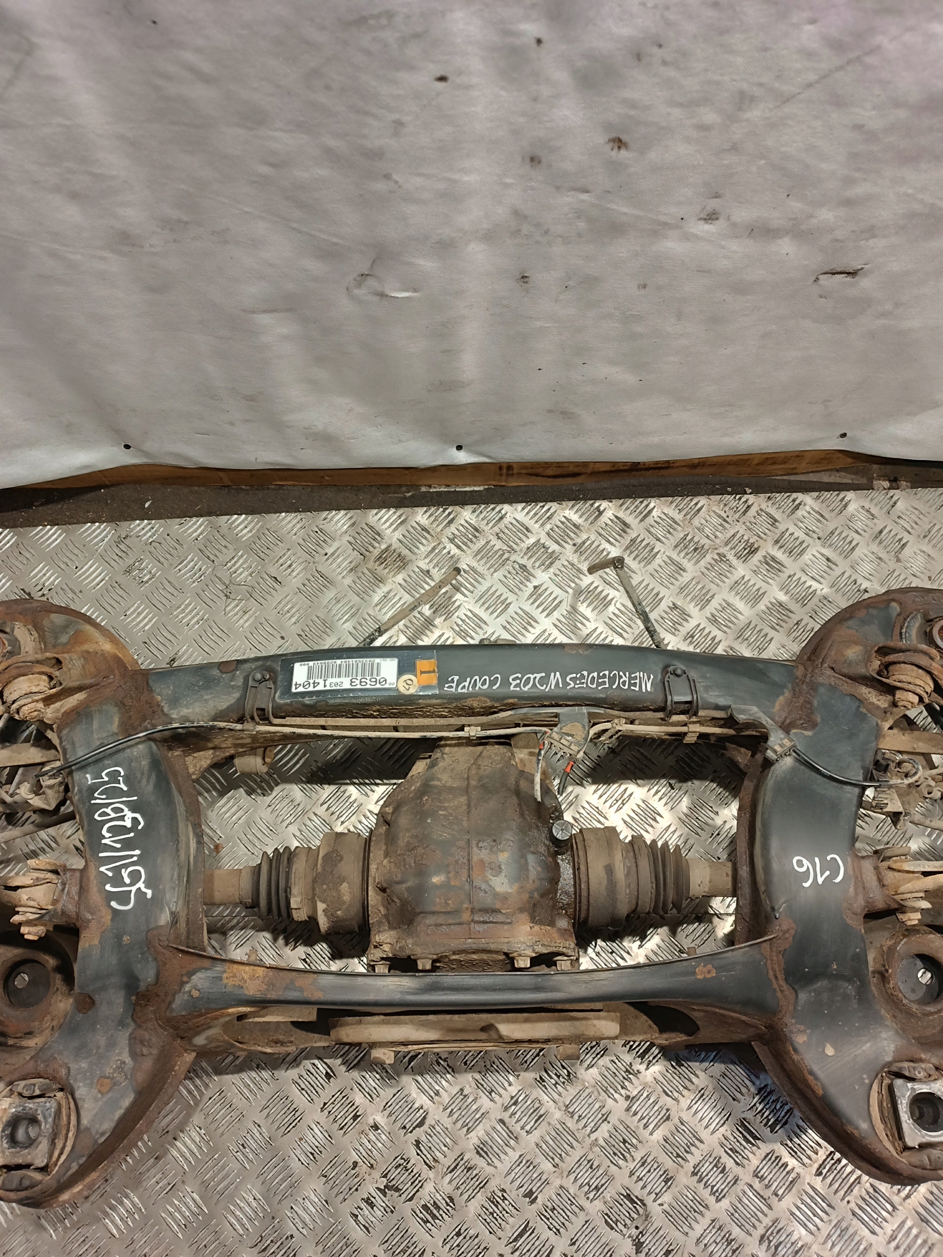 sider axle beam subframe differential rear part MERCEDES W203 COUPE