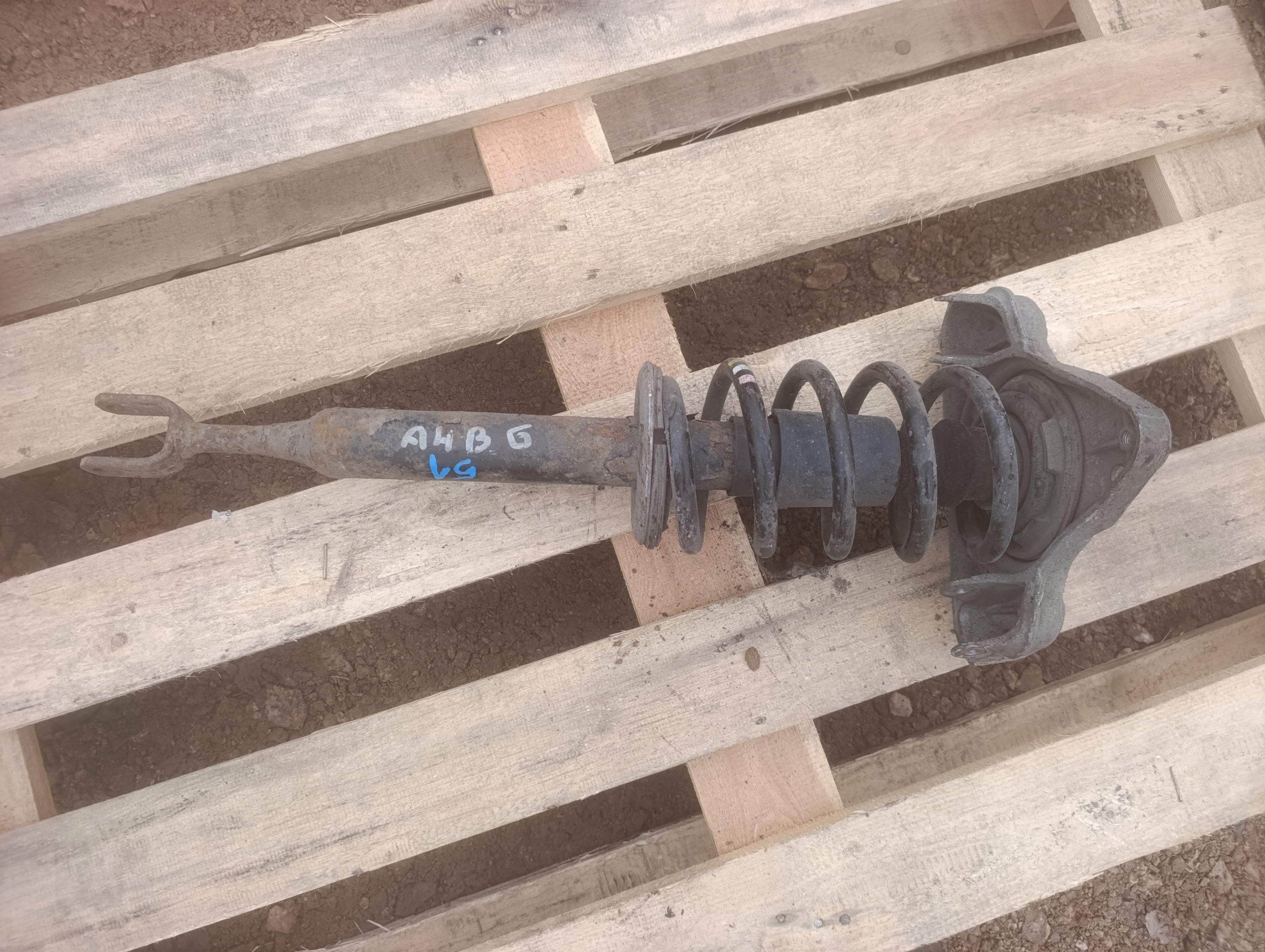 MACPHERSON shock absorber front front AUDI A4 B6 1.9 TDI