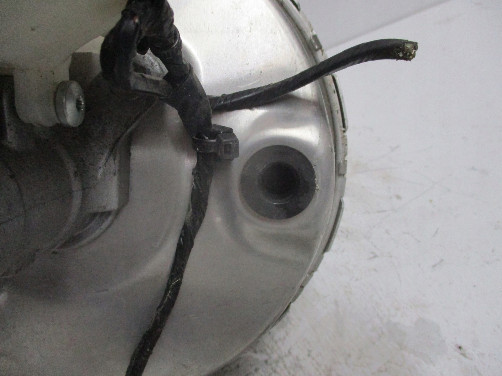 servo servo JAGUAR J9C3-2B195-BB