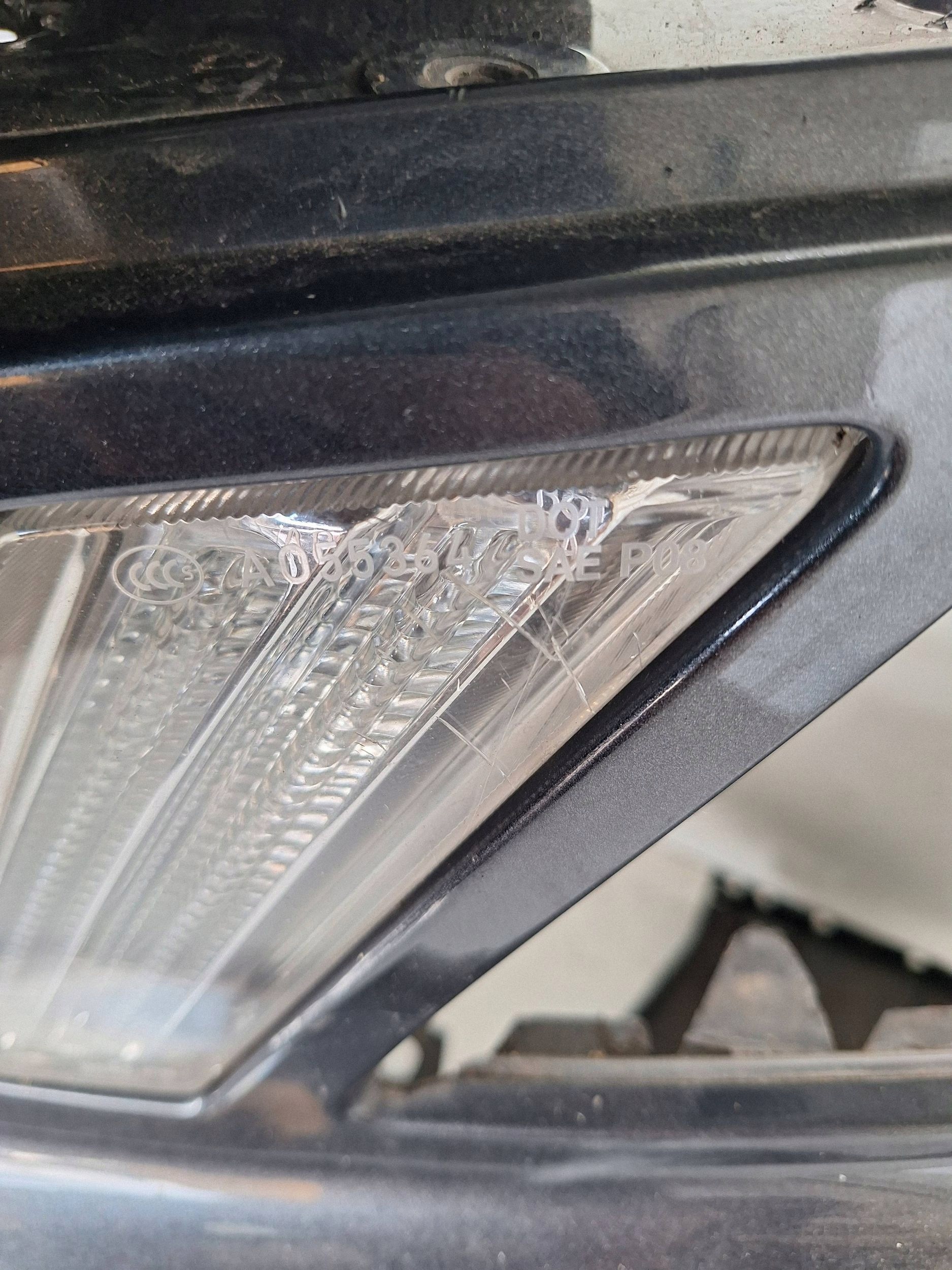 VOLVO XC60 e 08-13 paraurti + XENON 30763408