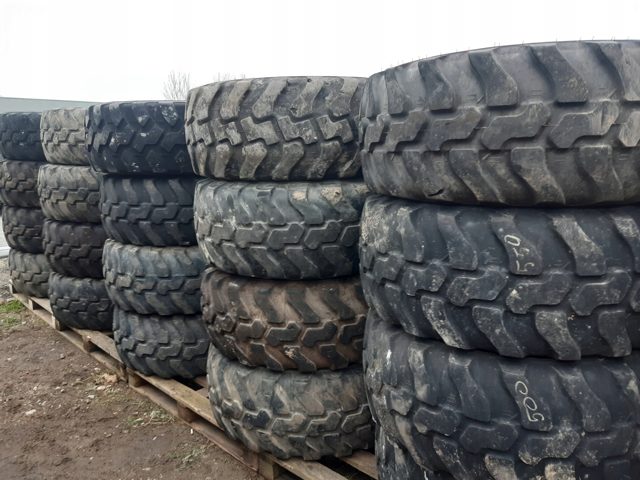 405/70R18 Dunlop SP T9 opona Marka Dunlop