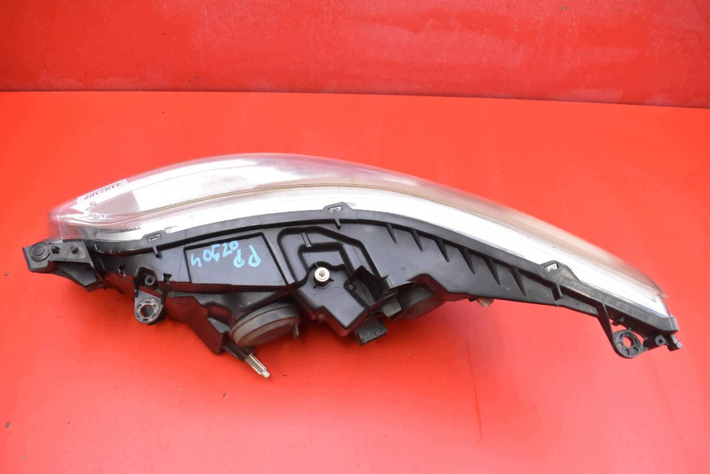 REFLEKTOR right light front EU 89037600A CITROEN C4 1 and LIFT 08-11