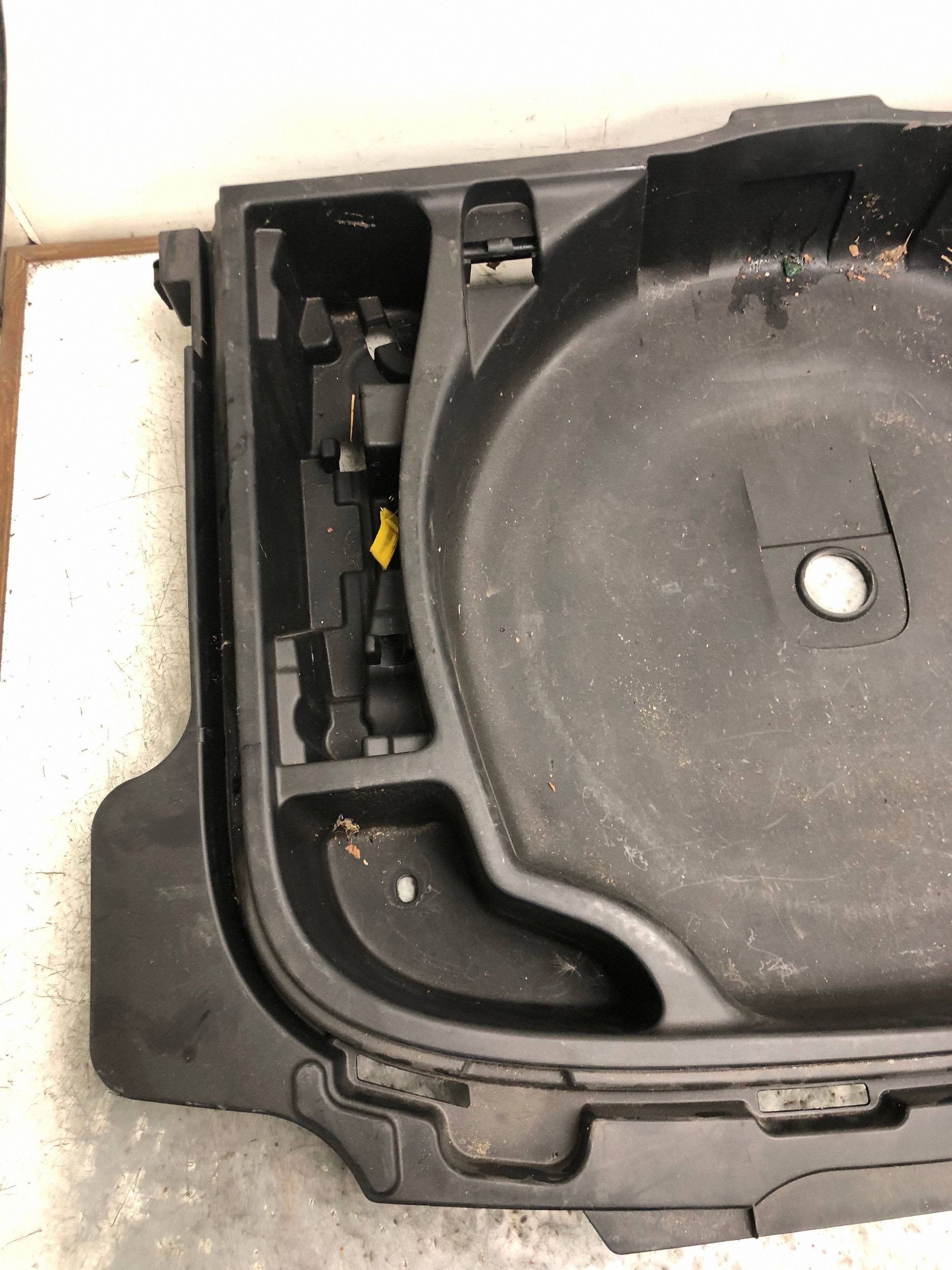 sump boot floor well VOLVO C30 LIFT