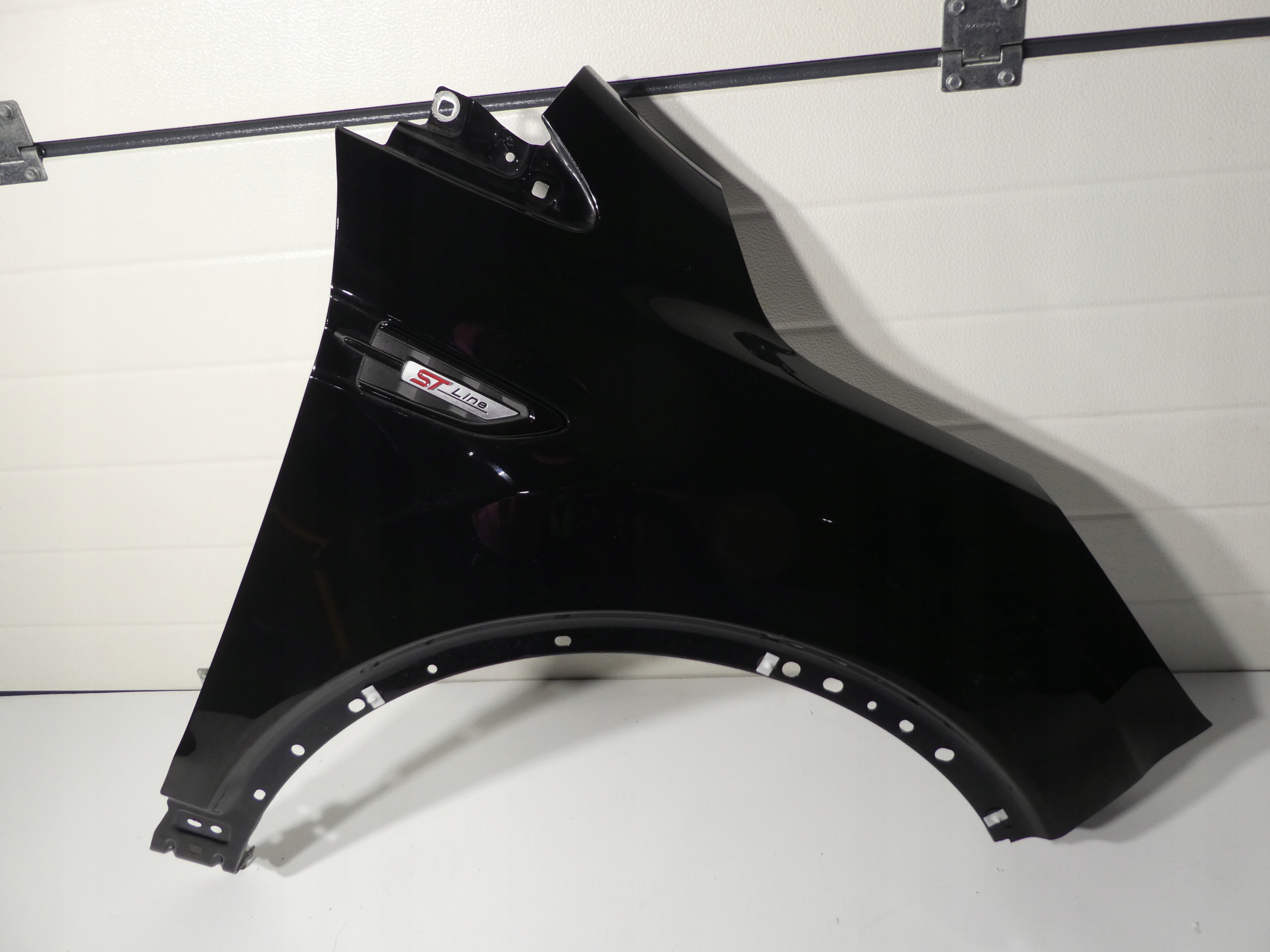 FORD KUGA II mk2 ST-line fender front right