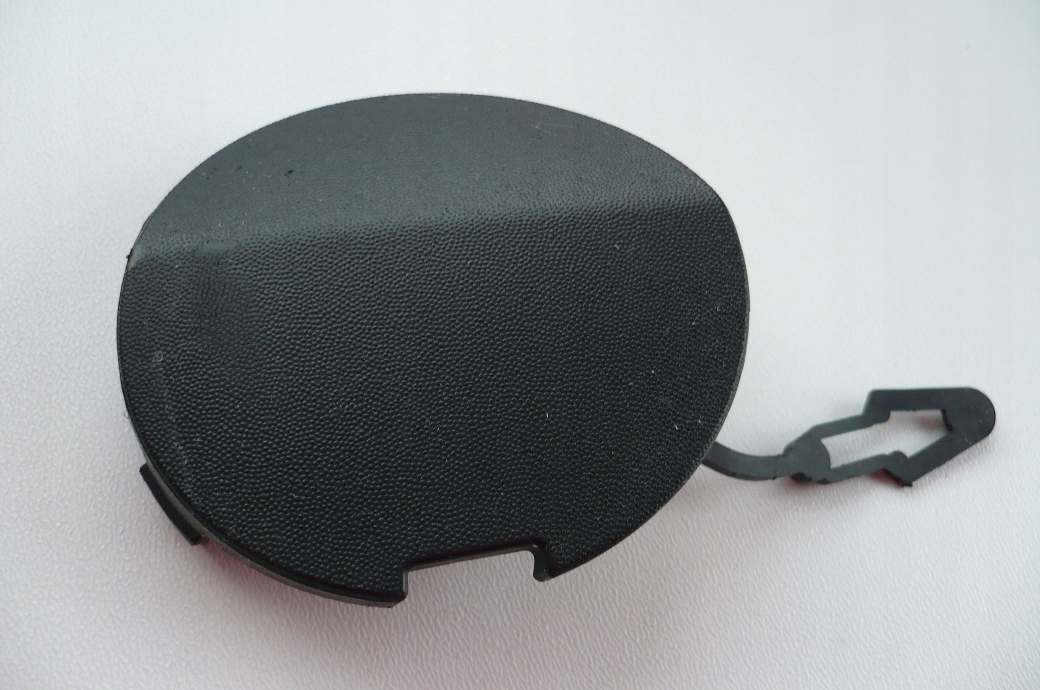 RENAULT TRAFIC III DRUGI LIFT 2021- towing hook cap bumper front