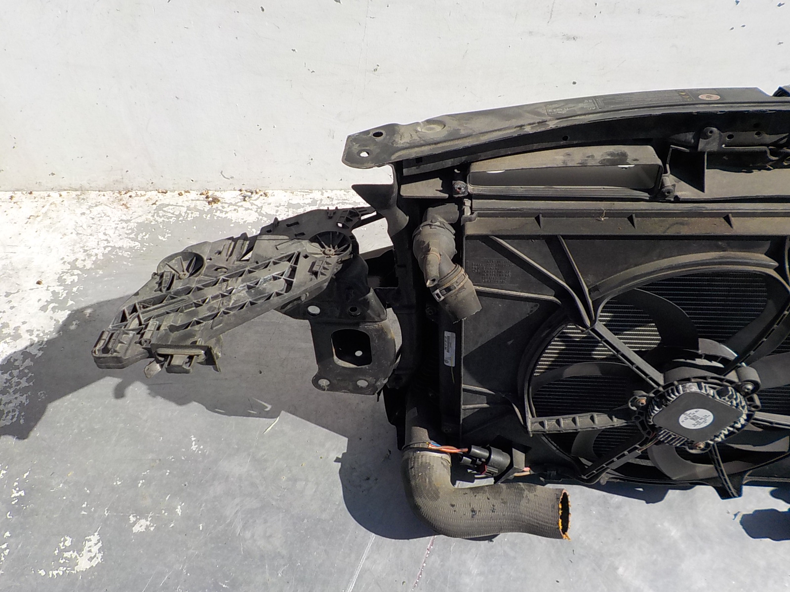 390 SKODA OCTAVIA II 1.6 TDI support panel for radiators sider radiator