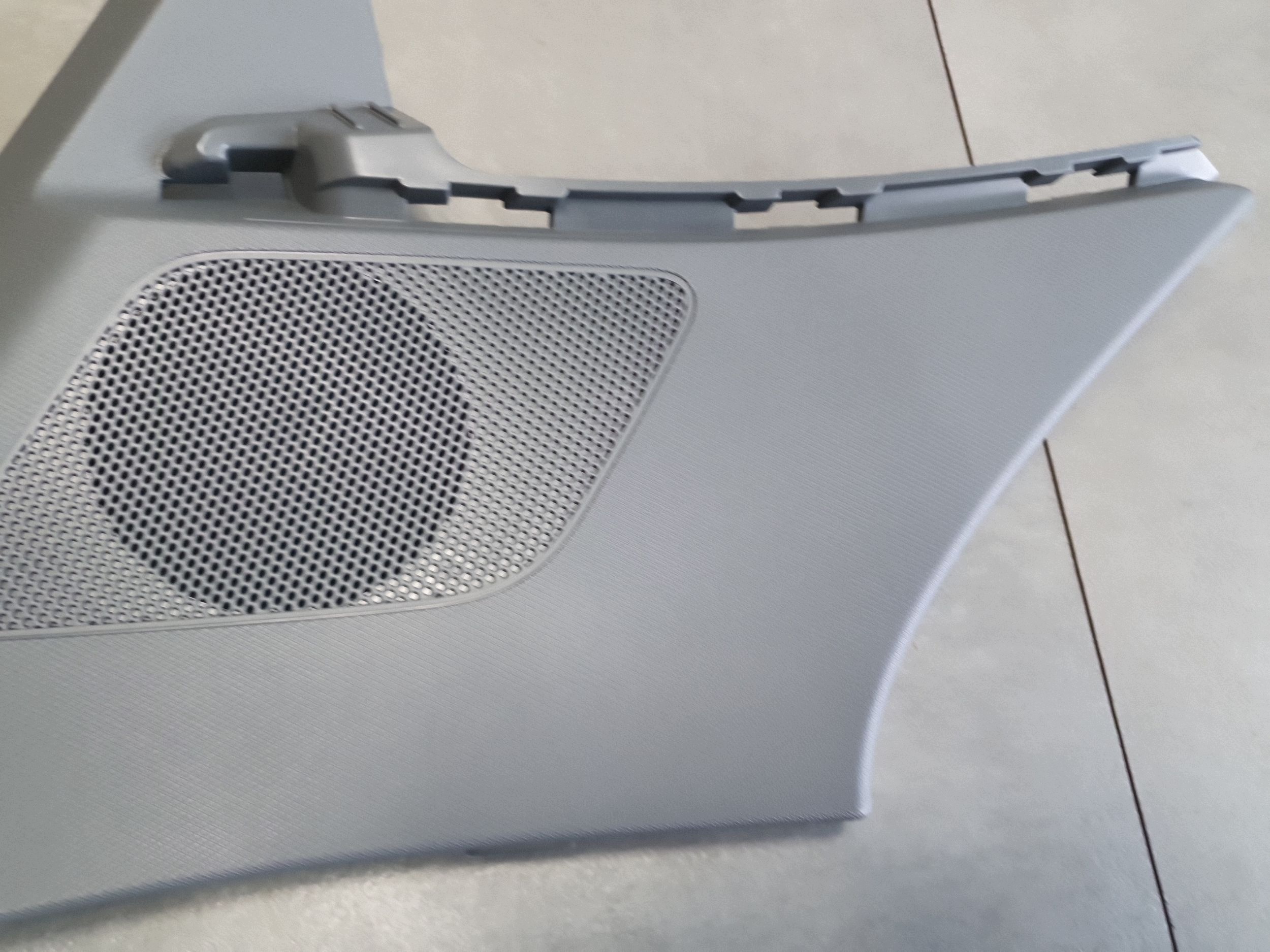 Audi A3 8Y hb cover slupka D left 8Y4867245A