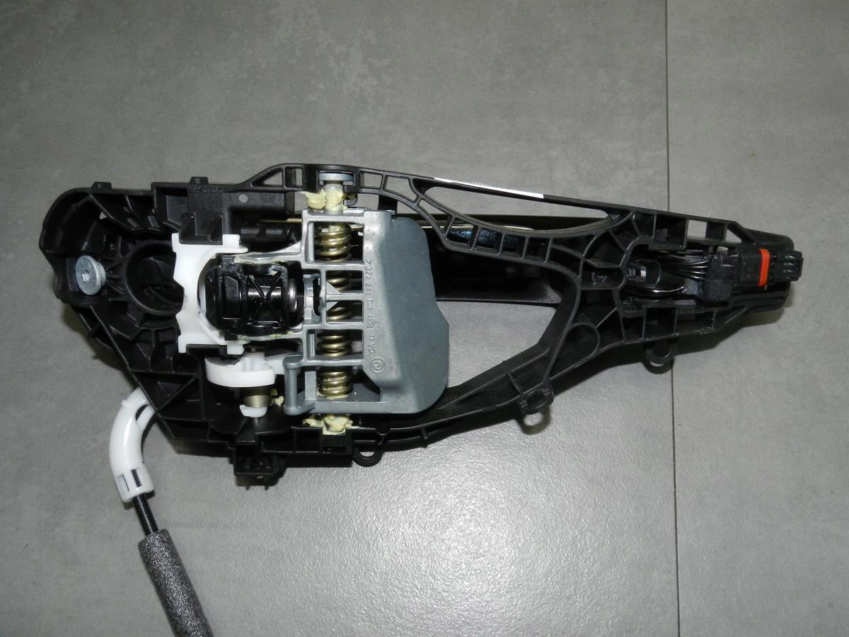 BMW 7 G12 handle left rear part KEYLESS 475
