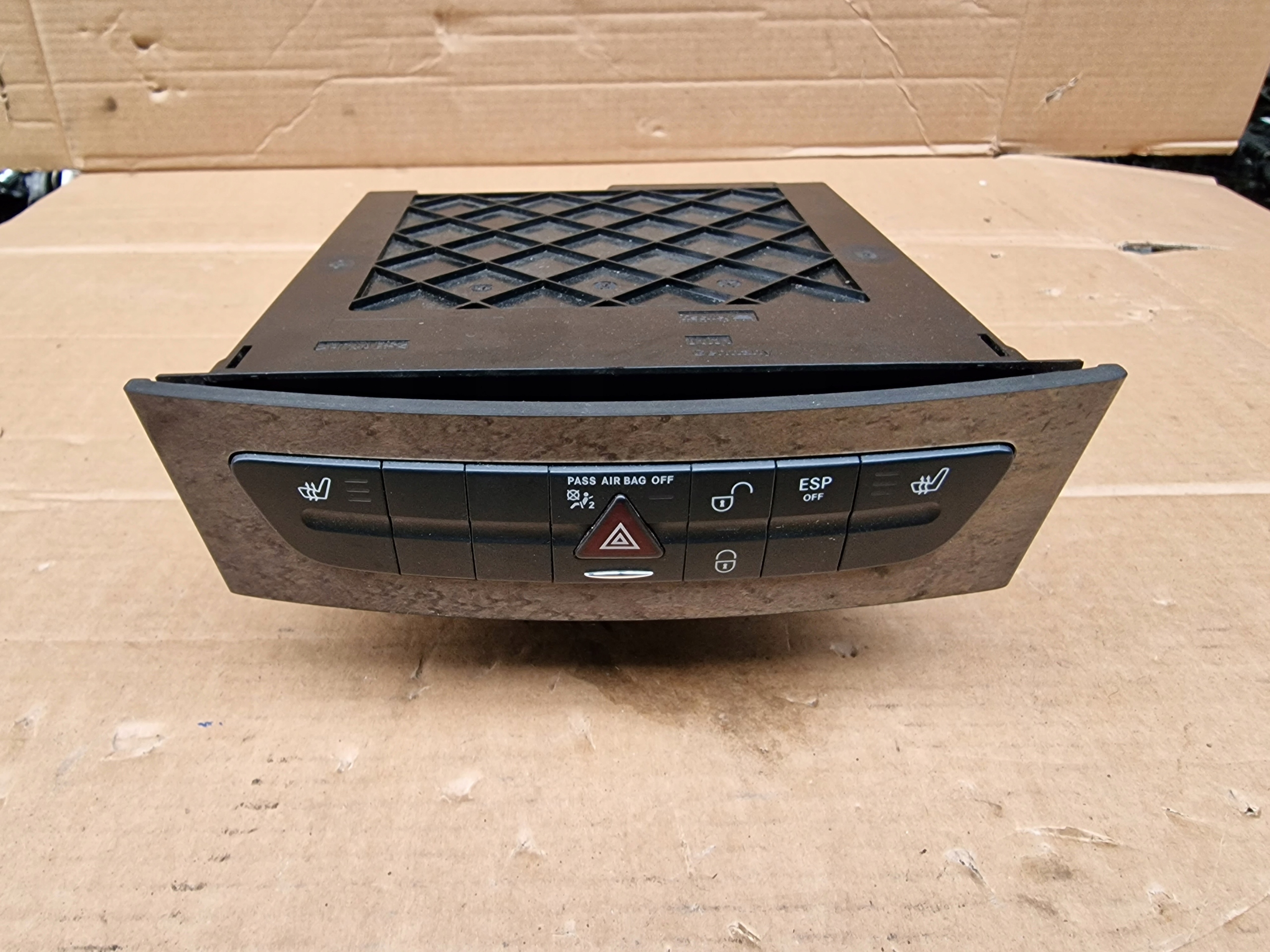 Зміна MERCEDES W219 W211 Підігрів сидінь