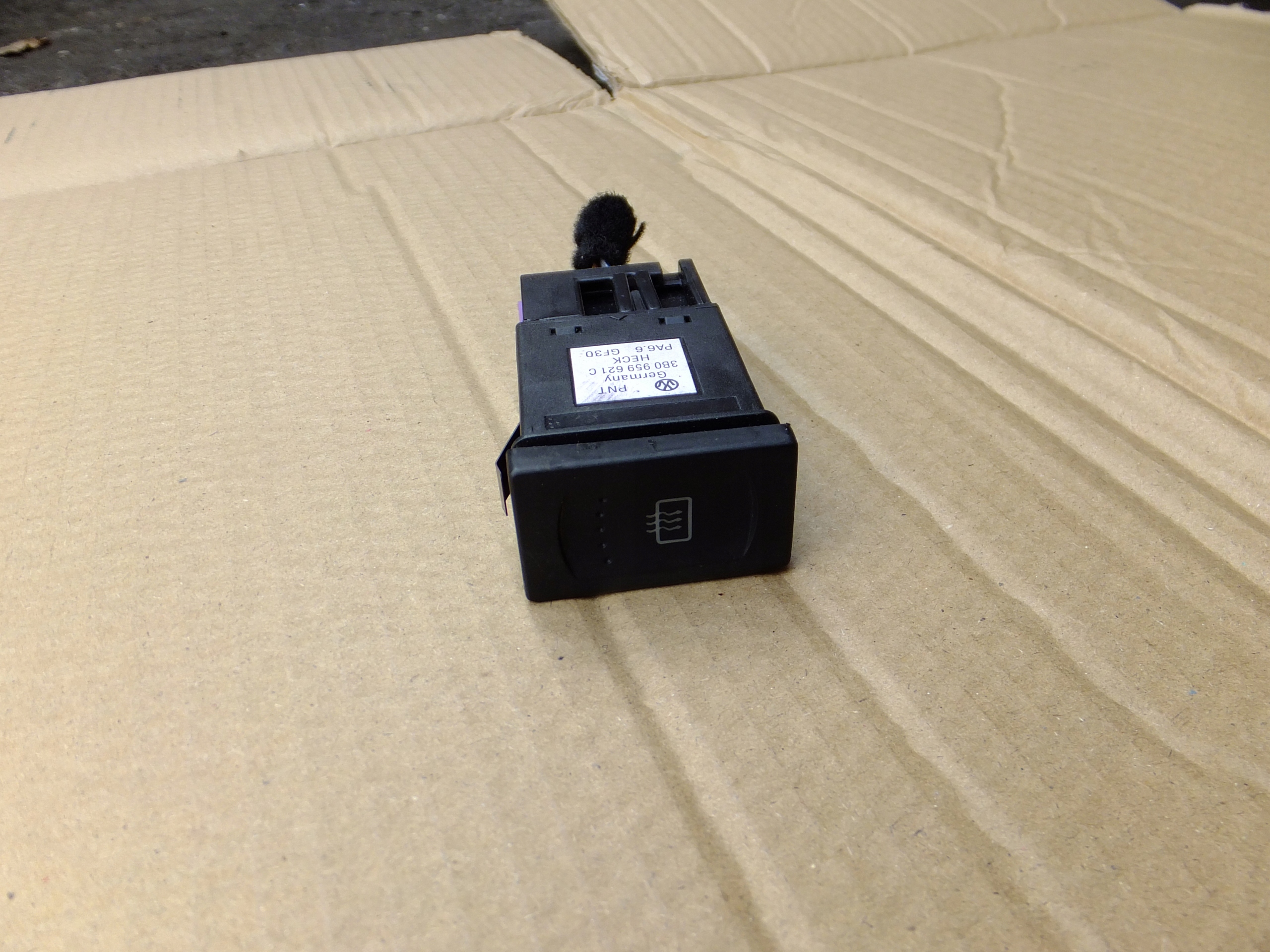 switch grzania windows vw passat b5 lift 3B0959621C