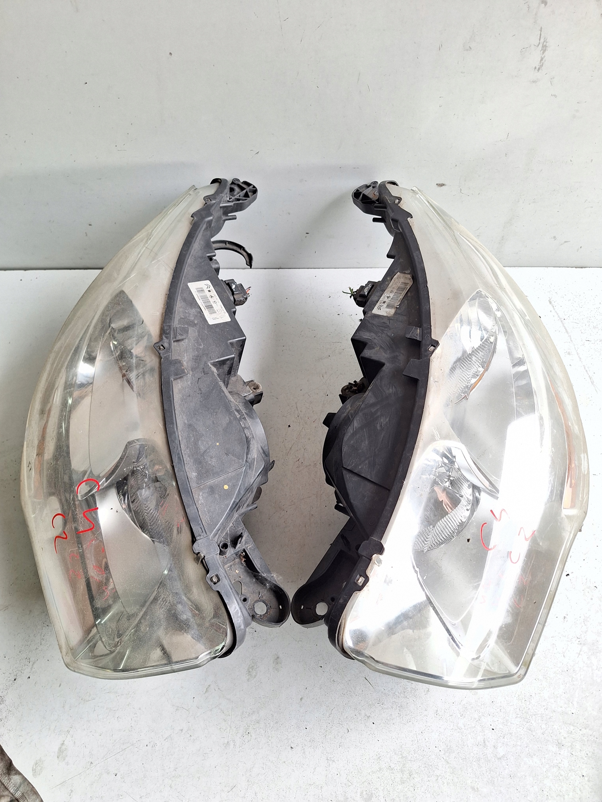 CITROEN C4 II 10-14 light left UK