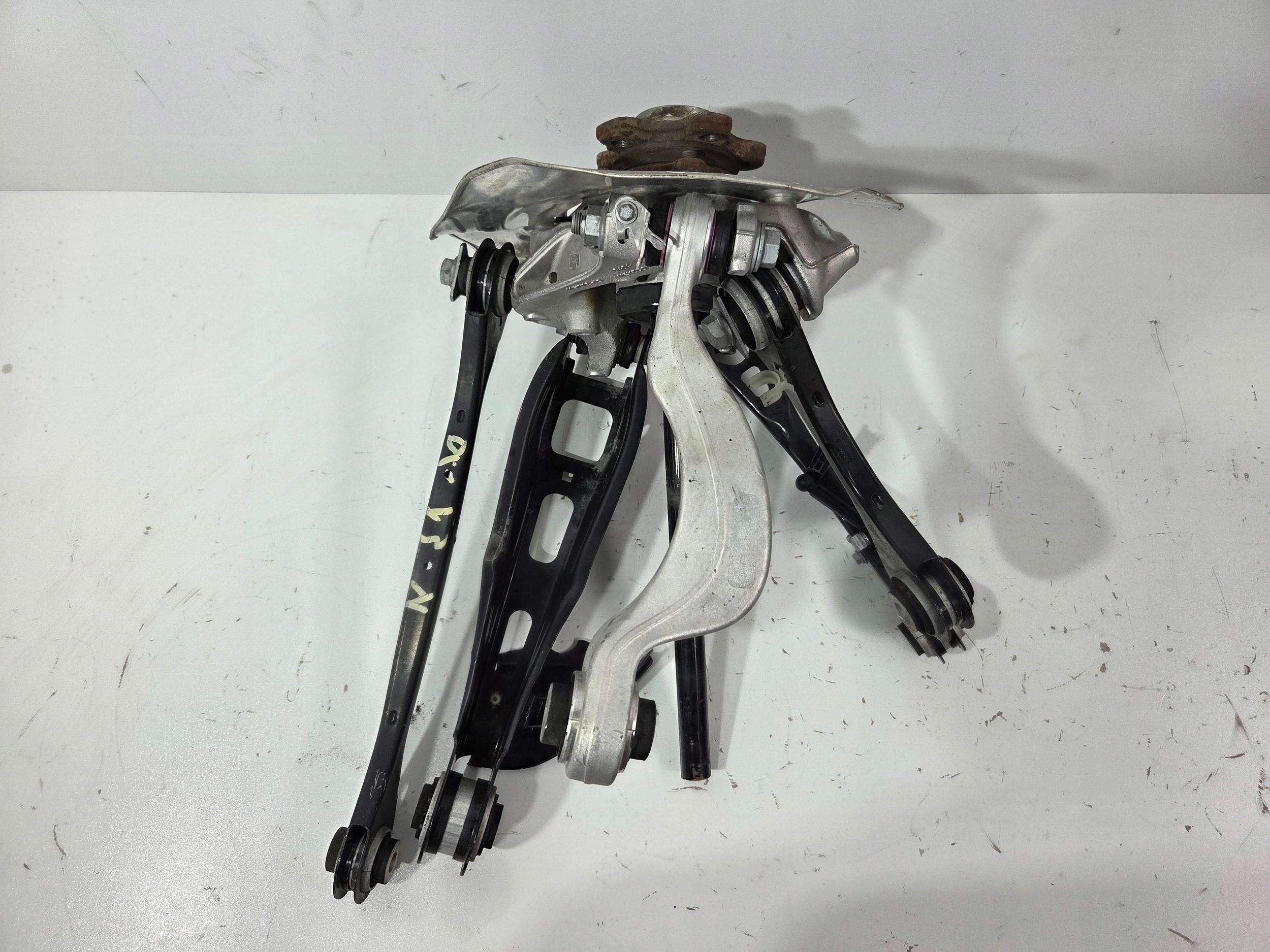 BMW X3 G01 swing rear left 6871029 (Z669)