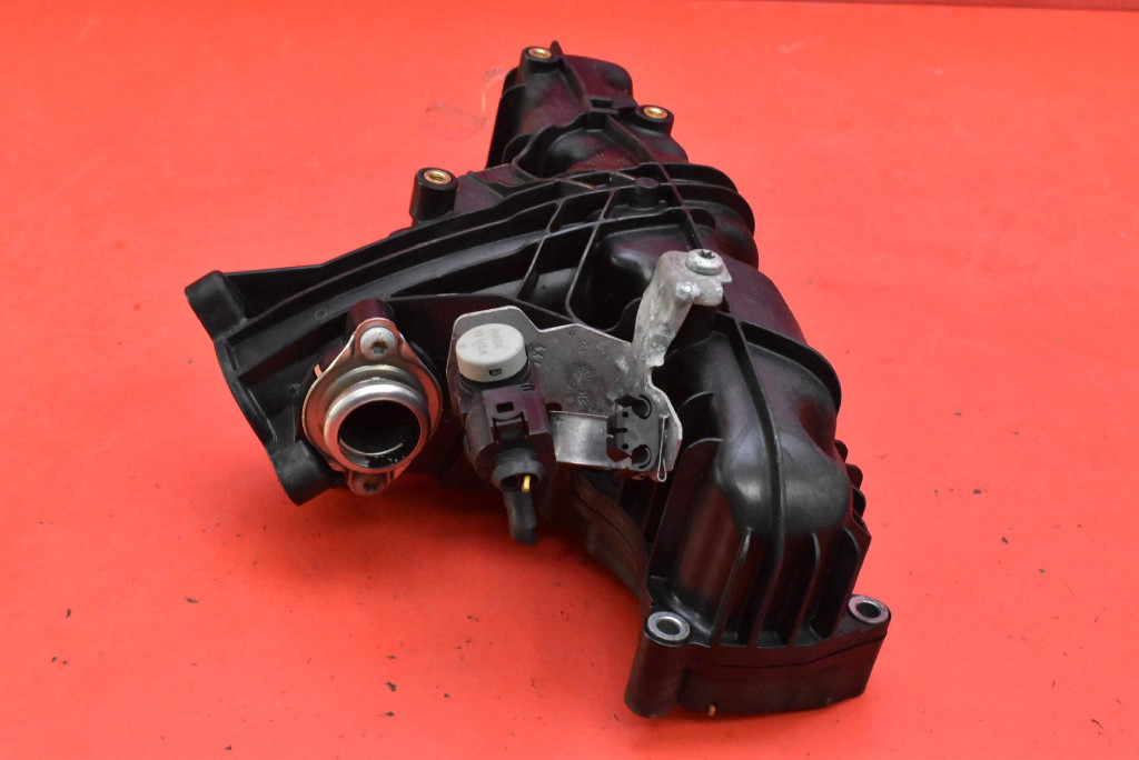 intake manifold VW PASSAT B7 2.0 TDI 140 KM 10-15