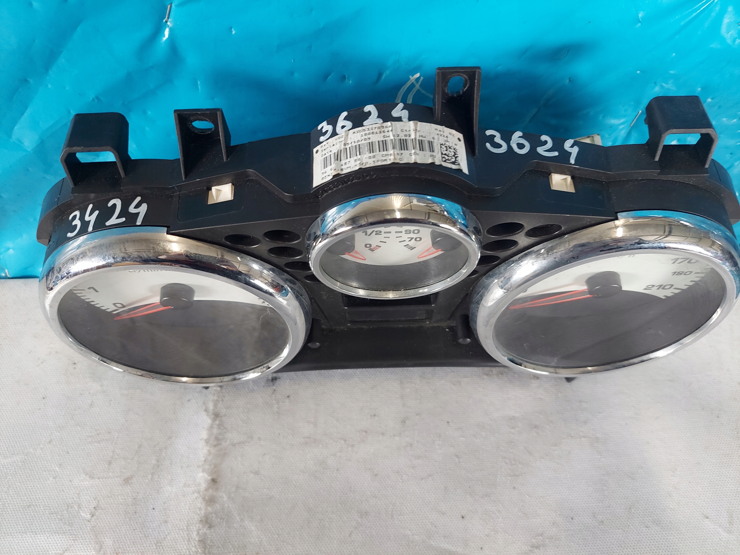 dials clock PEUGEOT 207 1.4 16V 9666748780