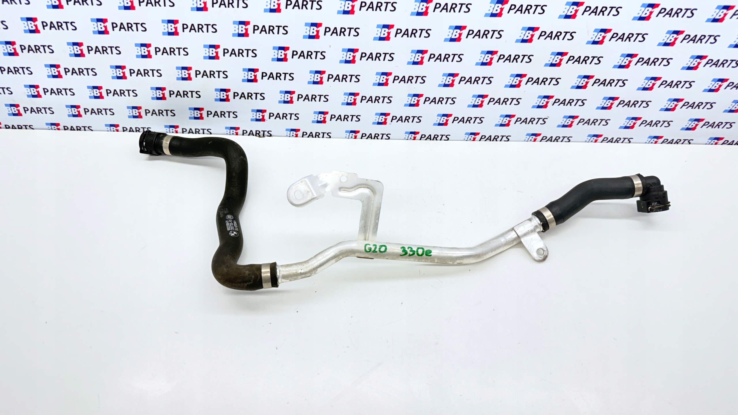 BMW G20 cijev crijevo prijenos vode 330E HYBRYDA 6820399