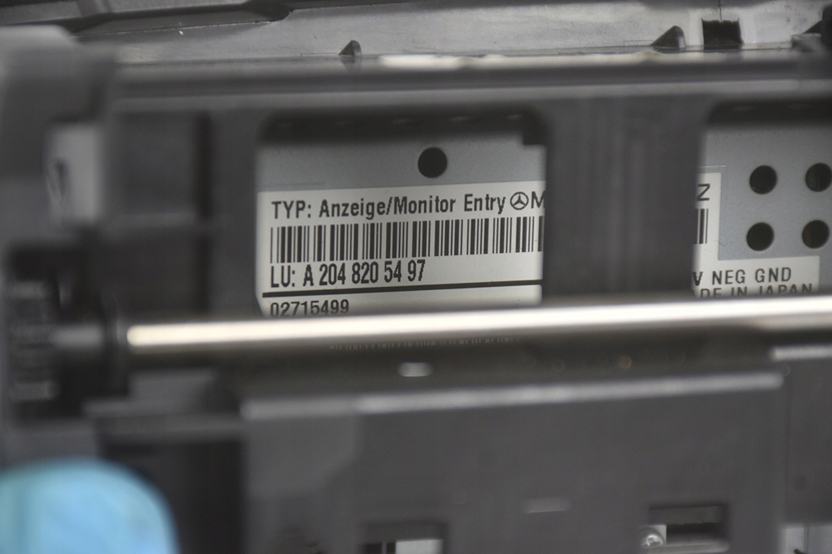 display RADIA MERCEDES W204 A2046801231