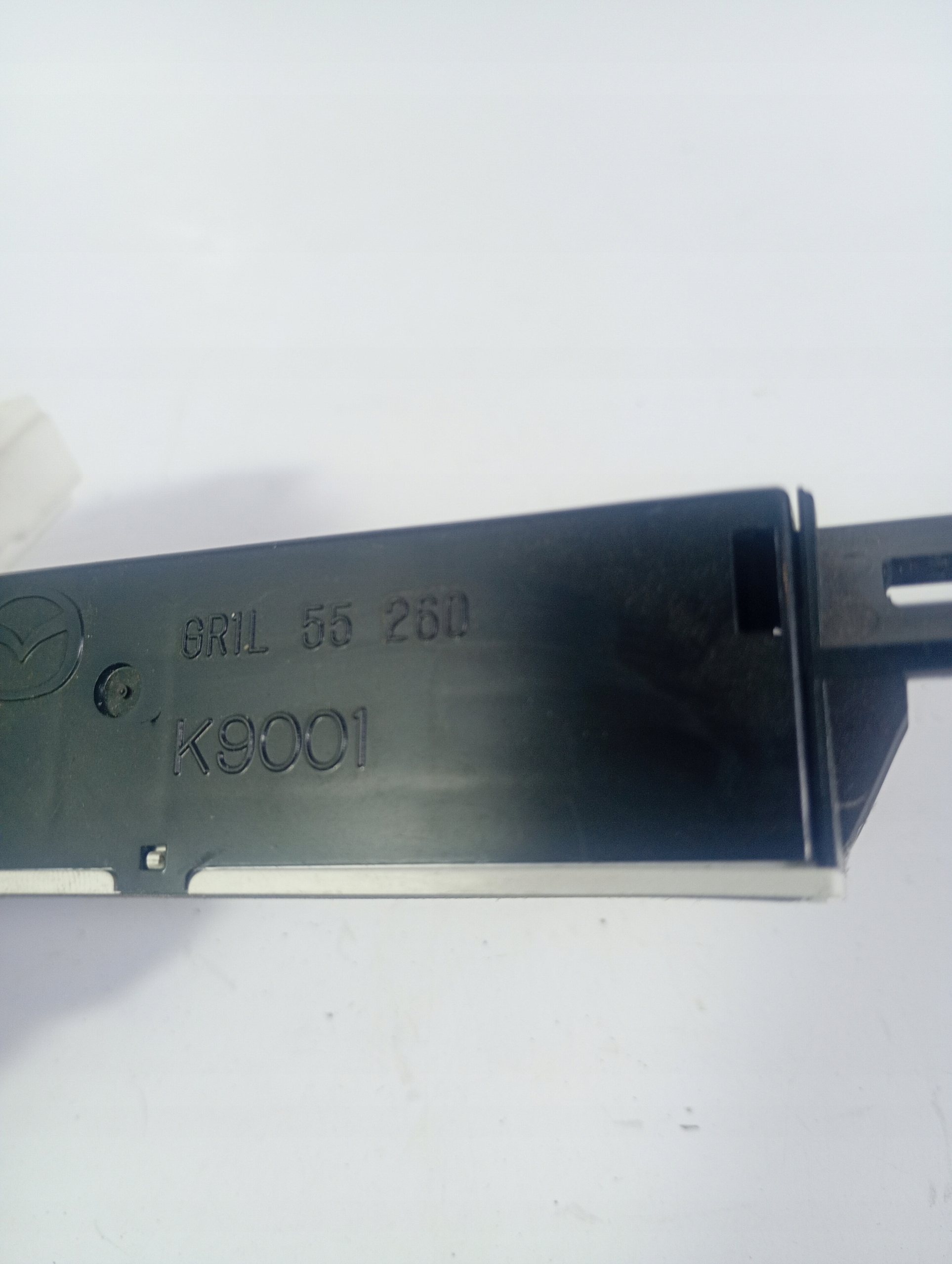 Mazda 6 VI e LIFT 05-07 EKRAN Schermo OE GR1L55260