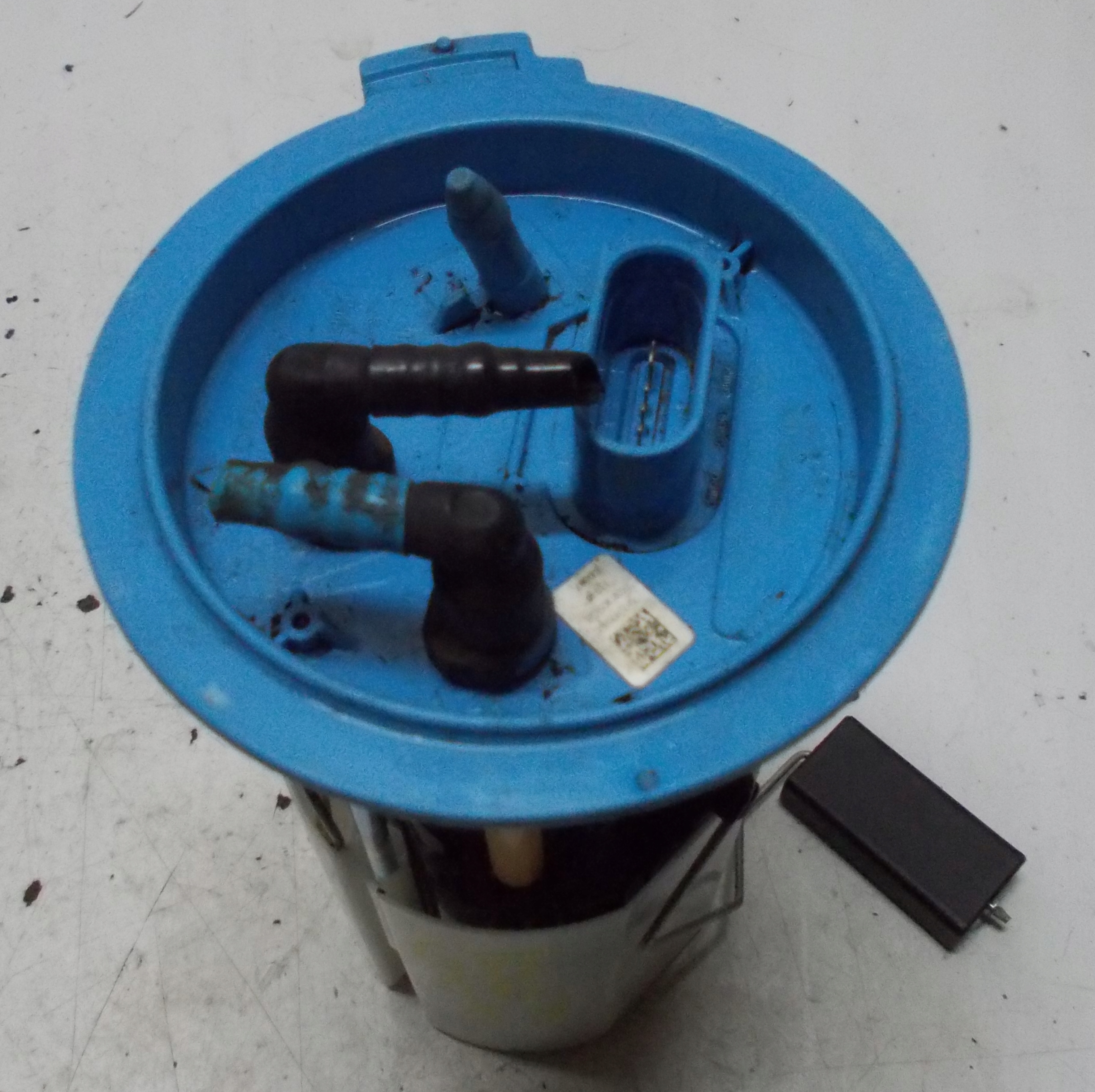 VW GOLF VI CABRIO 1.4 TSI 11R feed pump 1K0919051DB