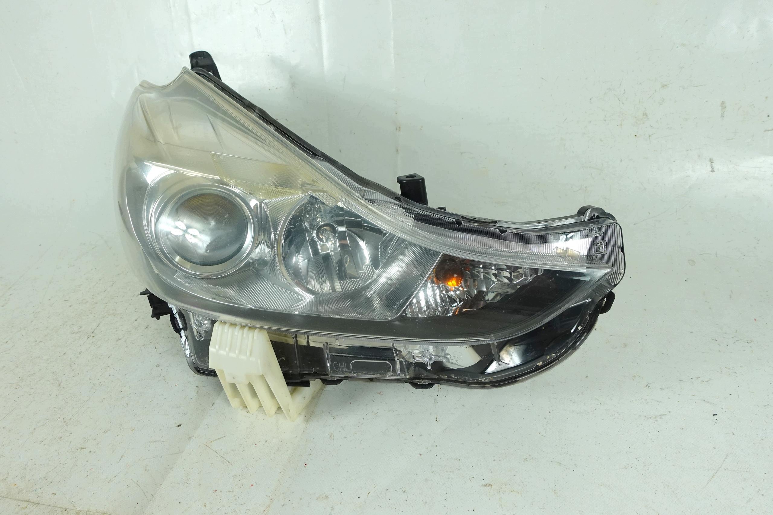 light right front right front TOYOTA PRIUS+ LIFT PRIUS + plus 15- ANGLIK