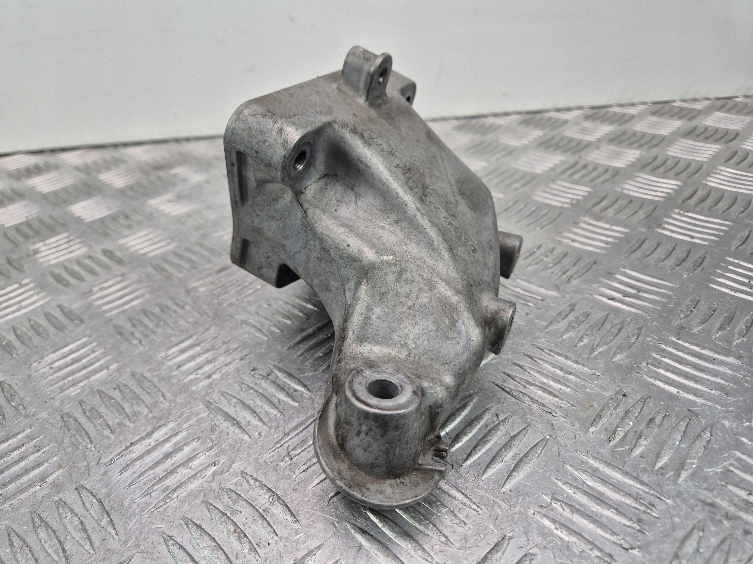 engine mount Mercedes ML350 W166 A6422234204 OM642.826