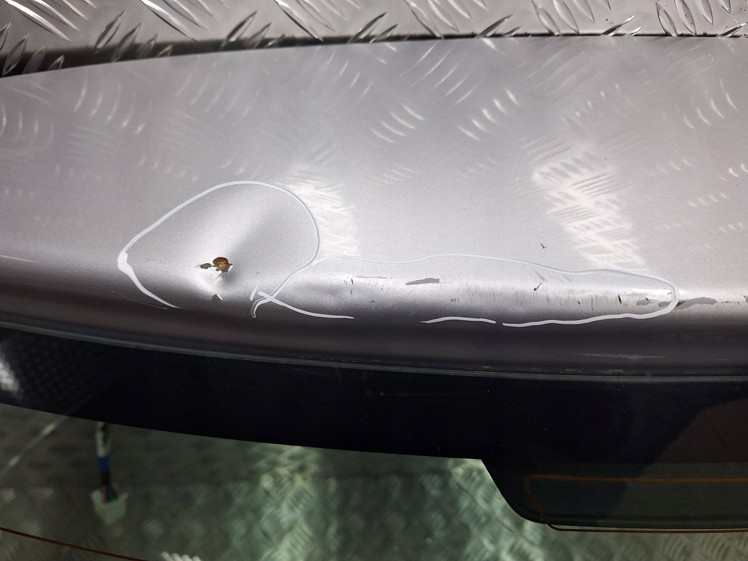 trunk door TOYOTA YARIS II 06-11