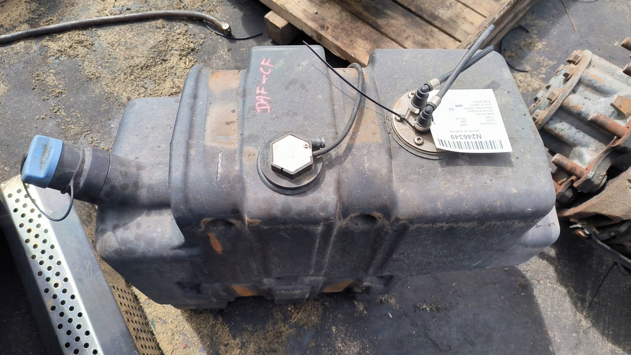 tank ADBLUE 1678911 DAF 75.310